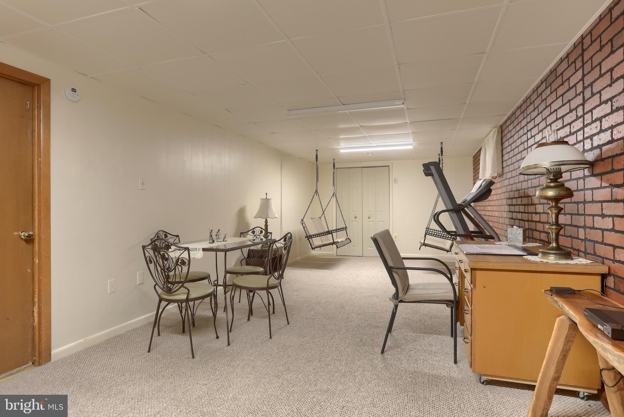 STAFFORD HEIGHTS - Residential