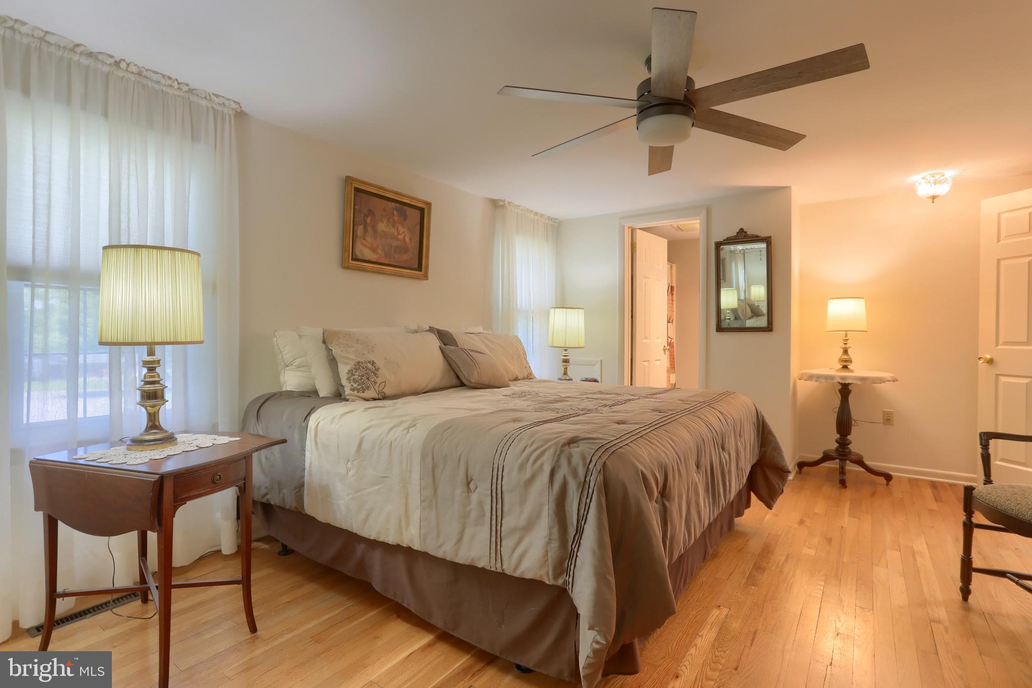 STAFFORD HEIGHTS - Residential