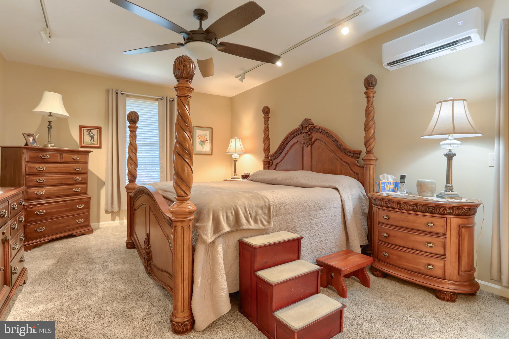 STAFFORD HEIGHTS - Residential