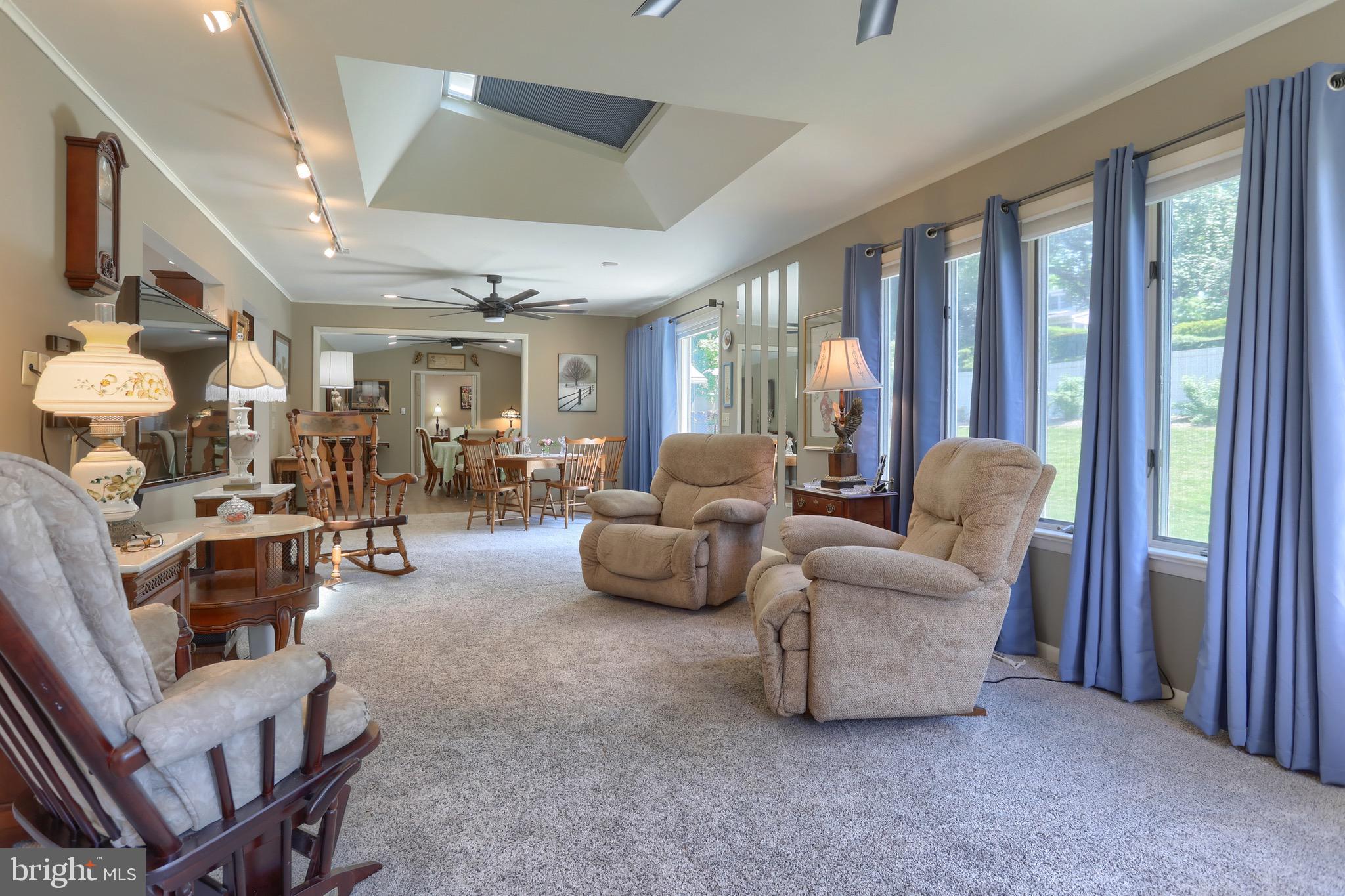 STAFFORD HEIGHTS - Residential