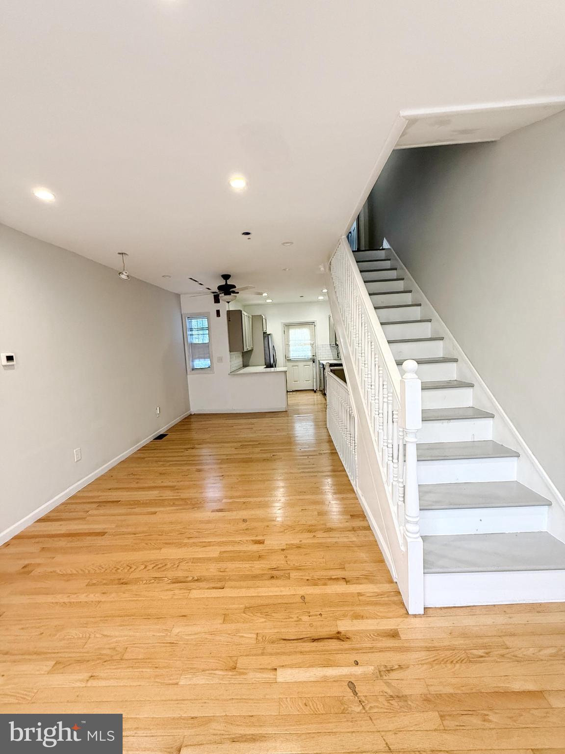 POINT BREEZE - Residential