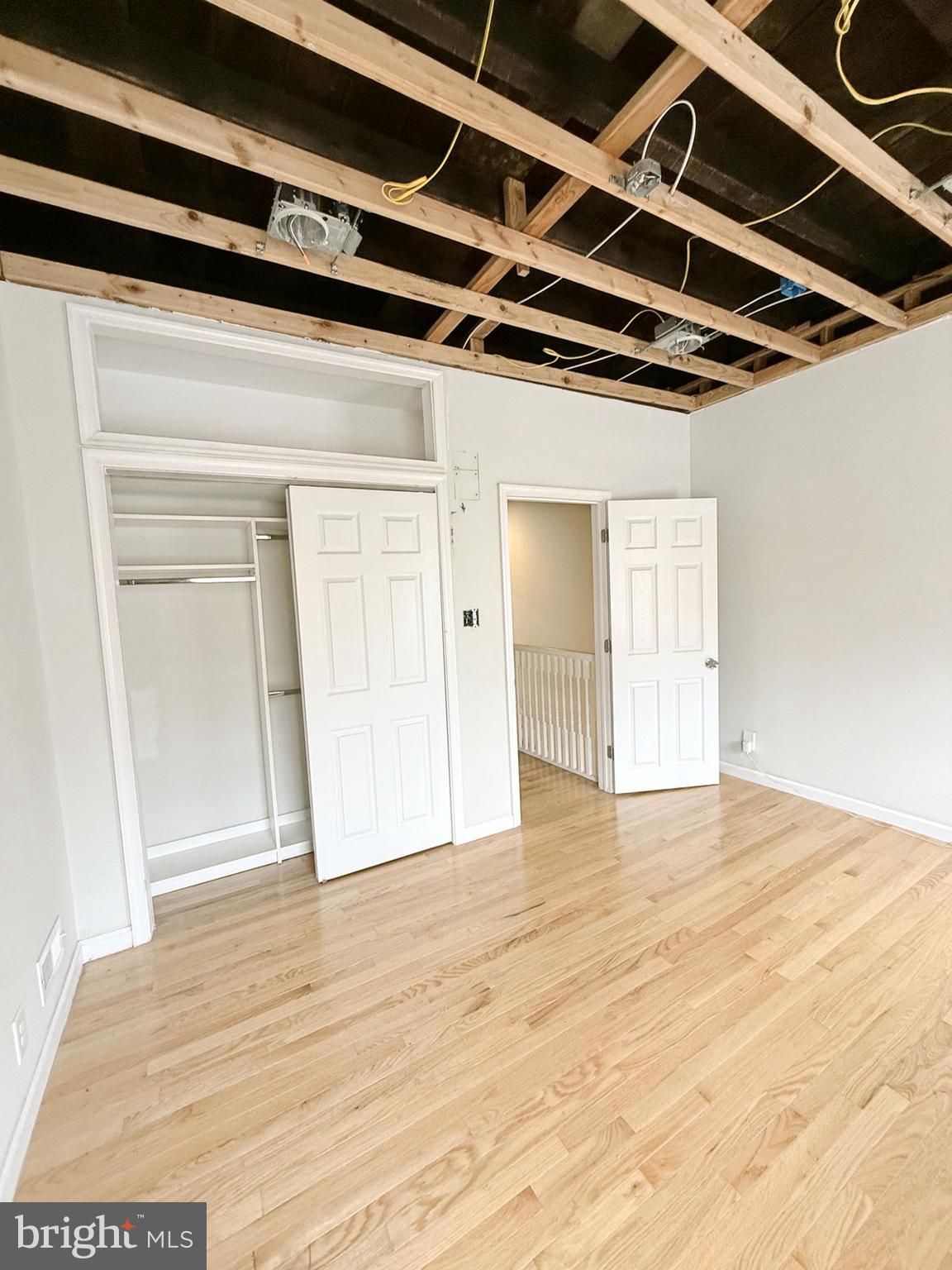 POINT BREEZE - Residential