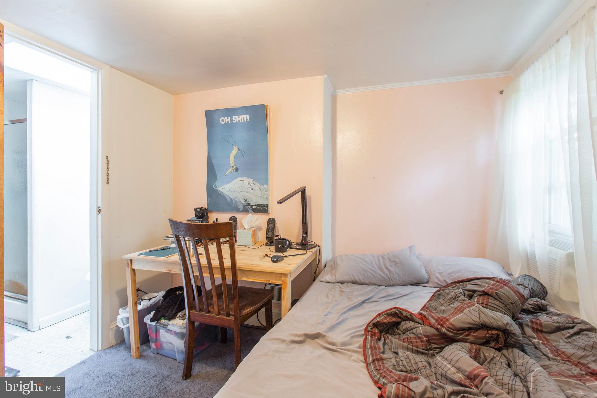 UNIVERSITY CITY - Residential Lease