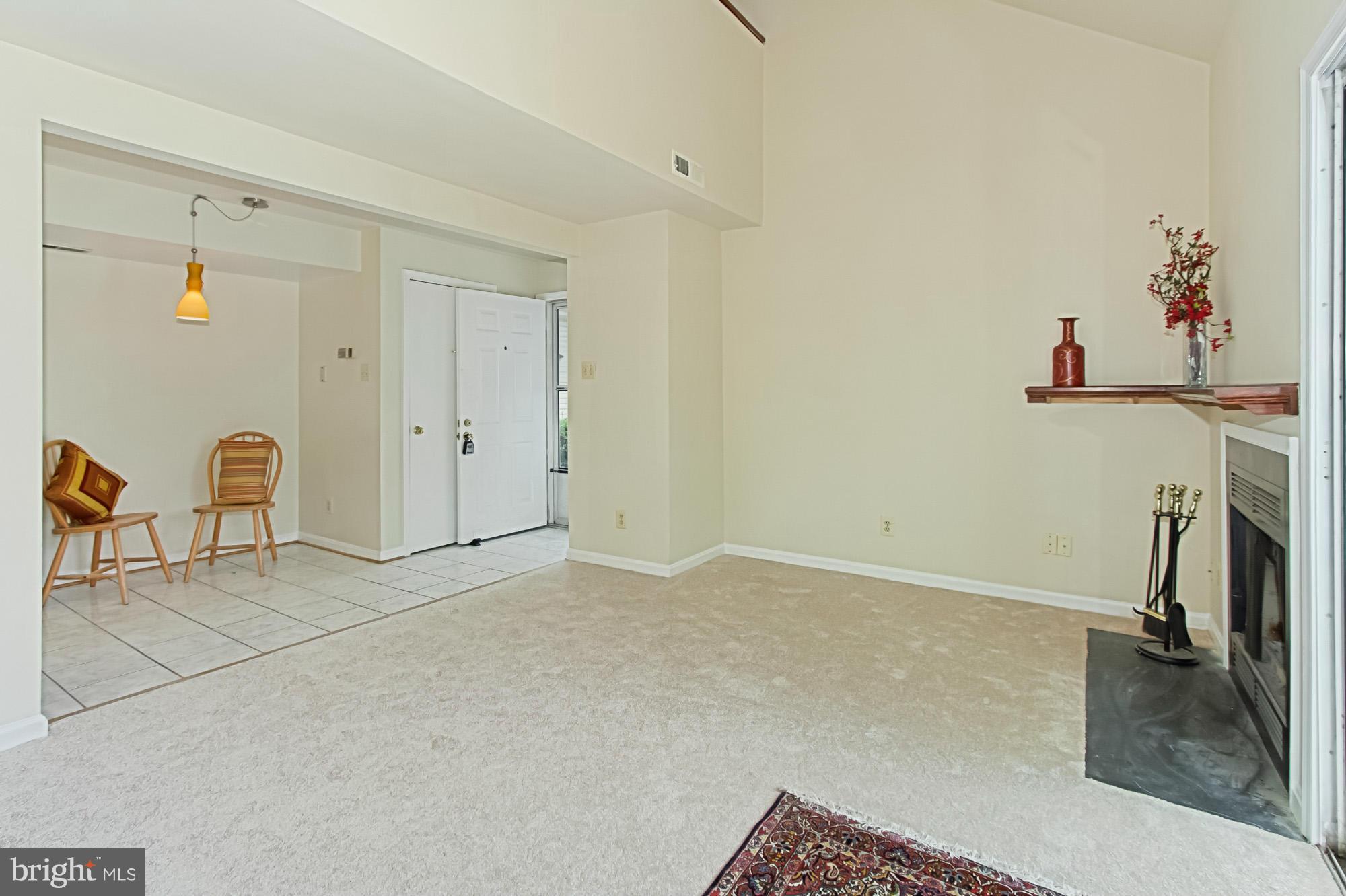 OLDE SALEM VILLAGE - Residential Lease