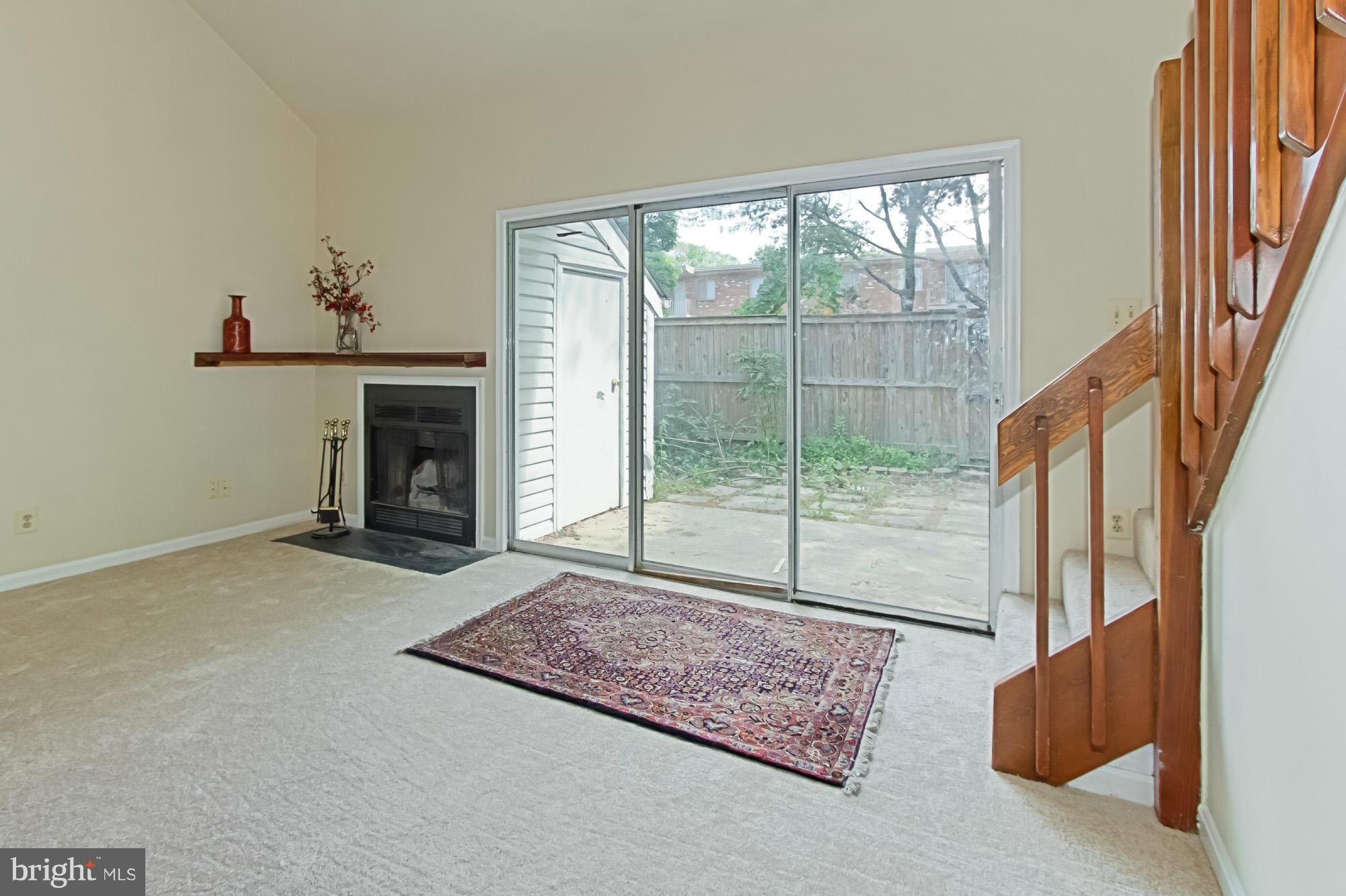 OLDE SALEM VILLAGE - Residential Lease