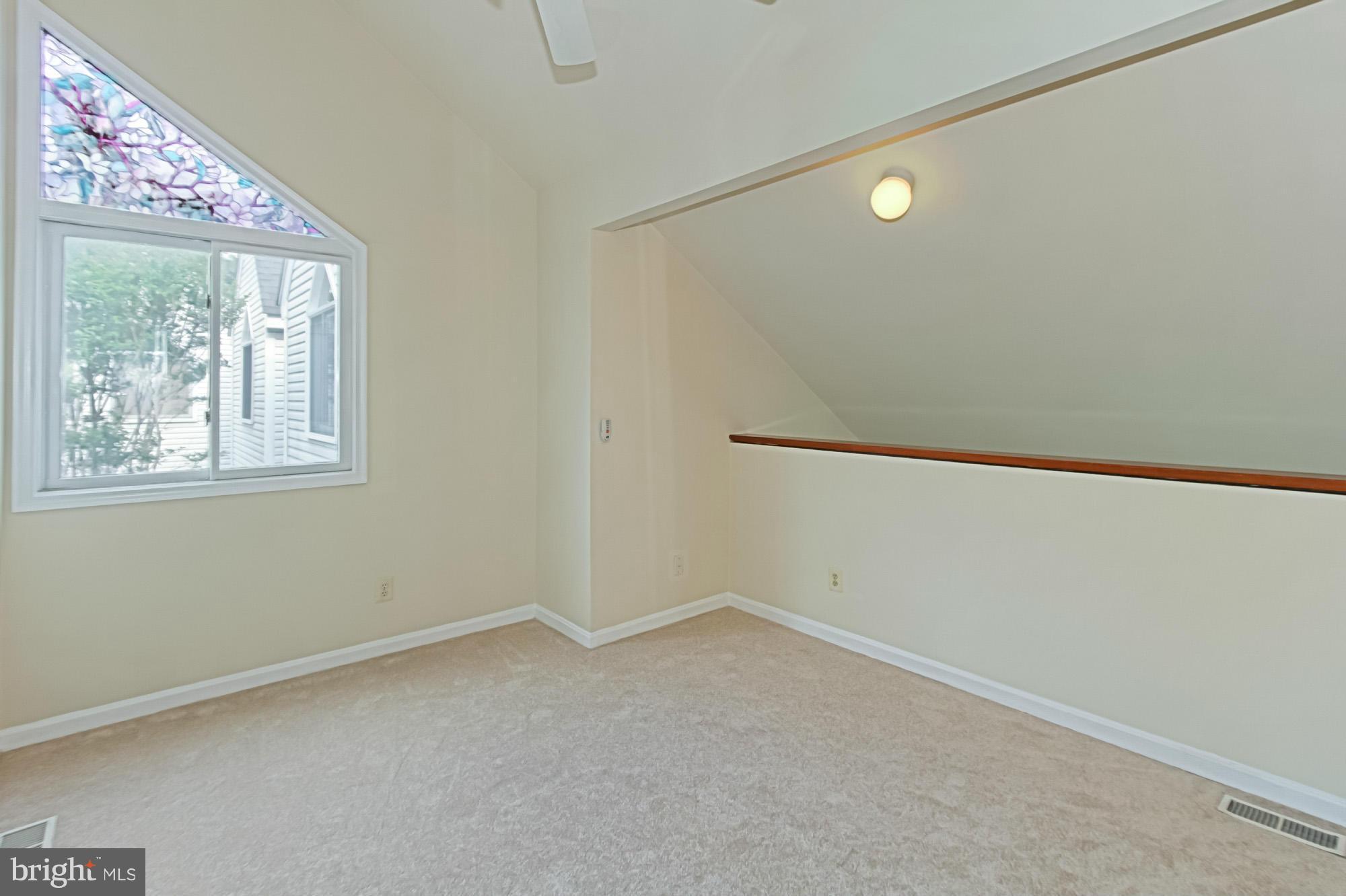 OLDE SALEM VILLAGE - Residential Lease