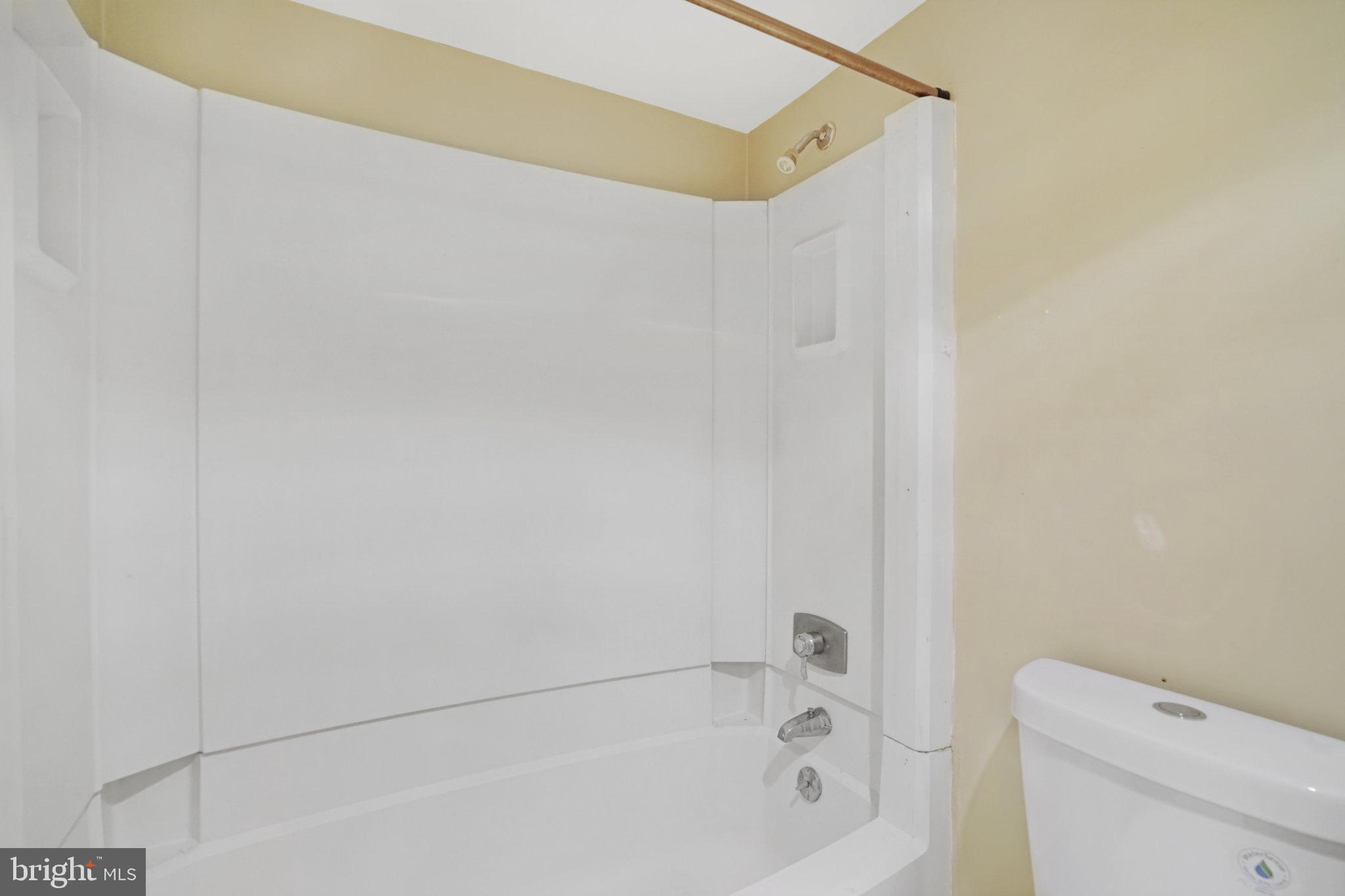 WATERGATE AT LANDMARK - Residential