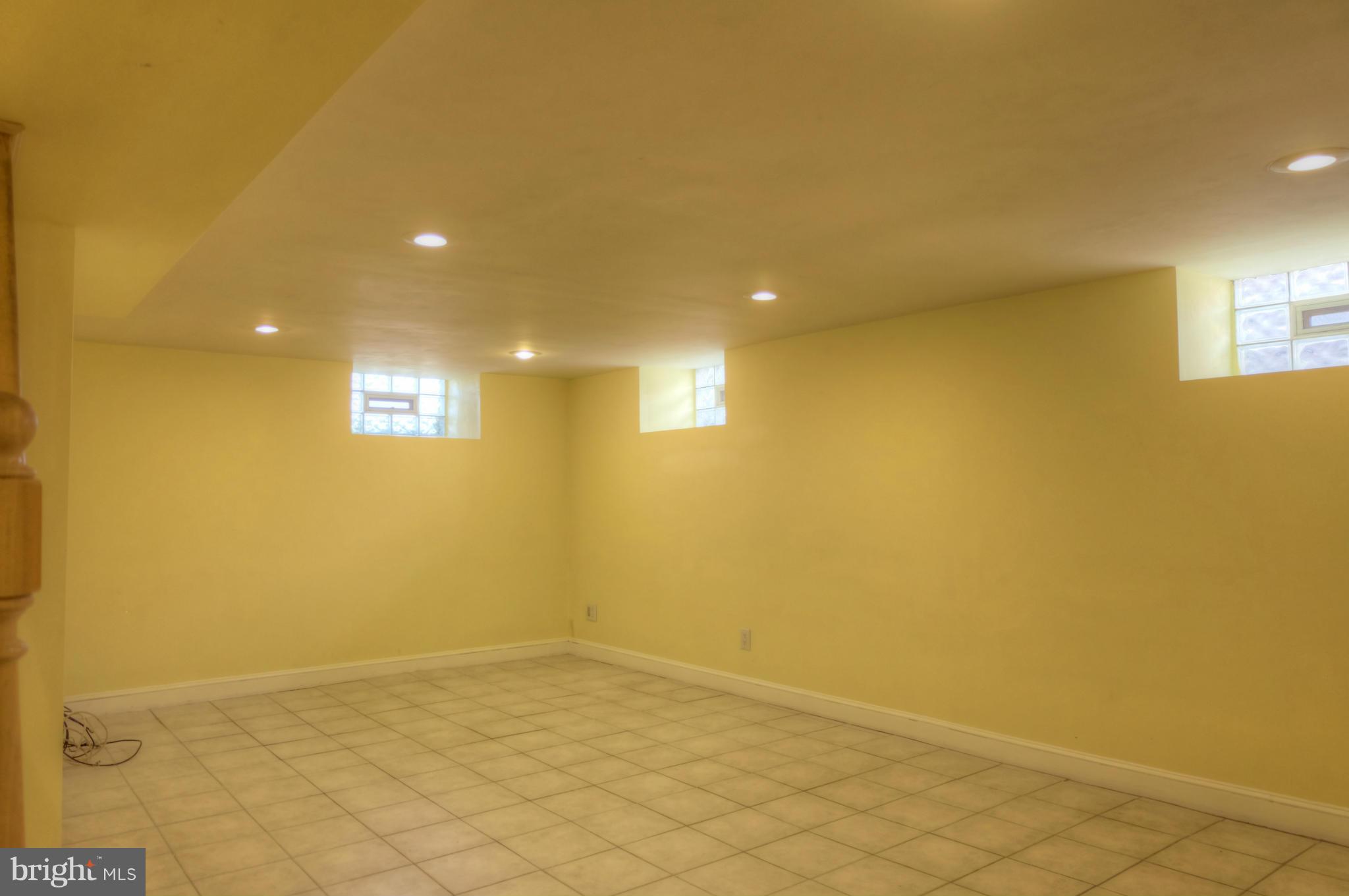 HUNTING RIDGE HISTORIC DISTRICT - Residential