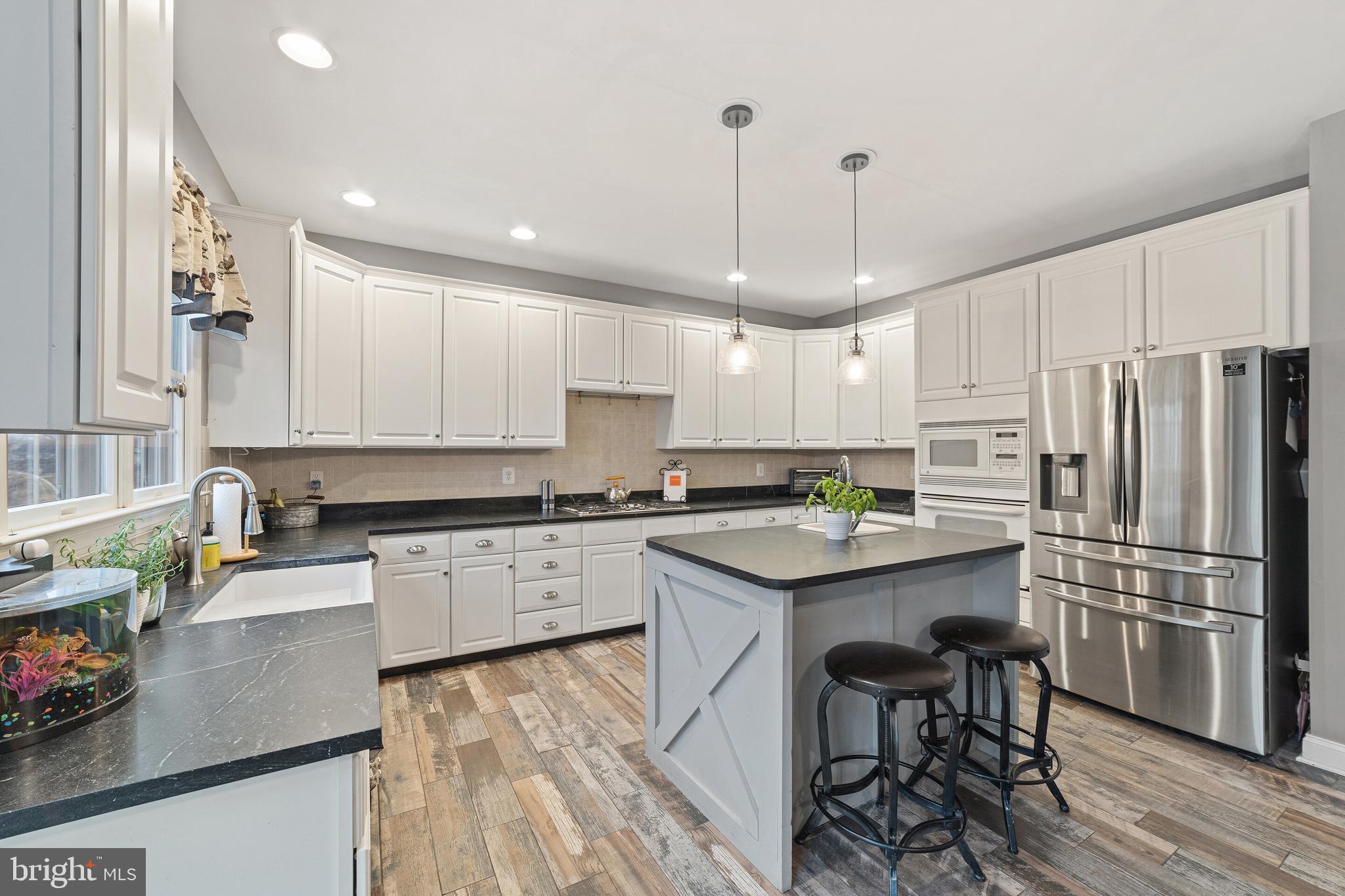 DOMINION VALLEY COUNTRY CLUB - Residential