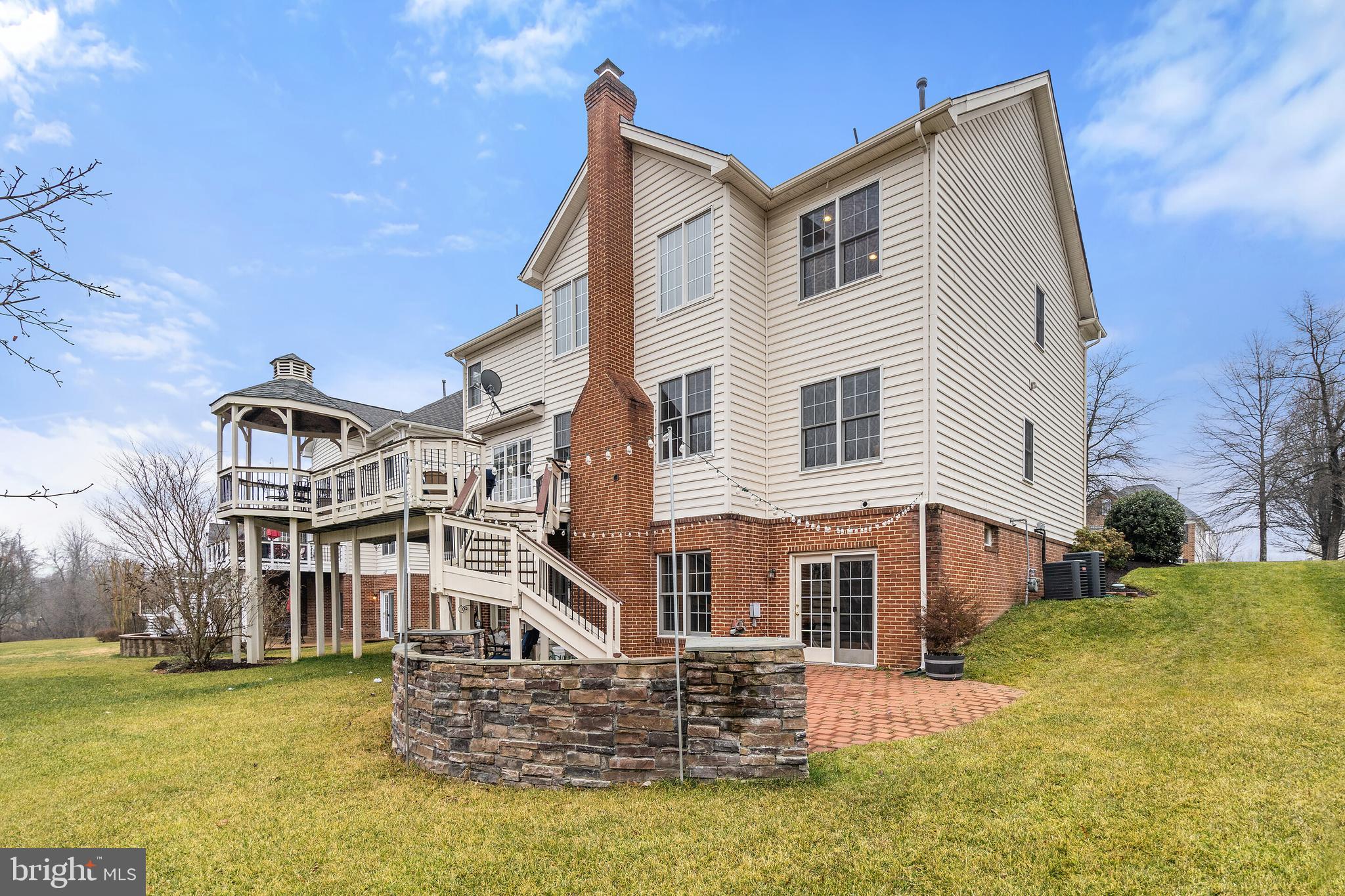 DOMINION VALLEY COUNTRY CLUB - Residential