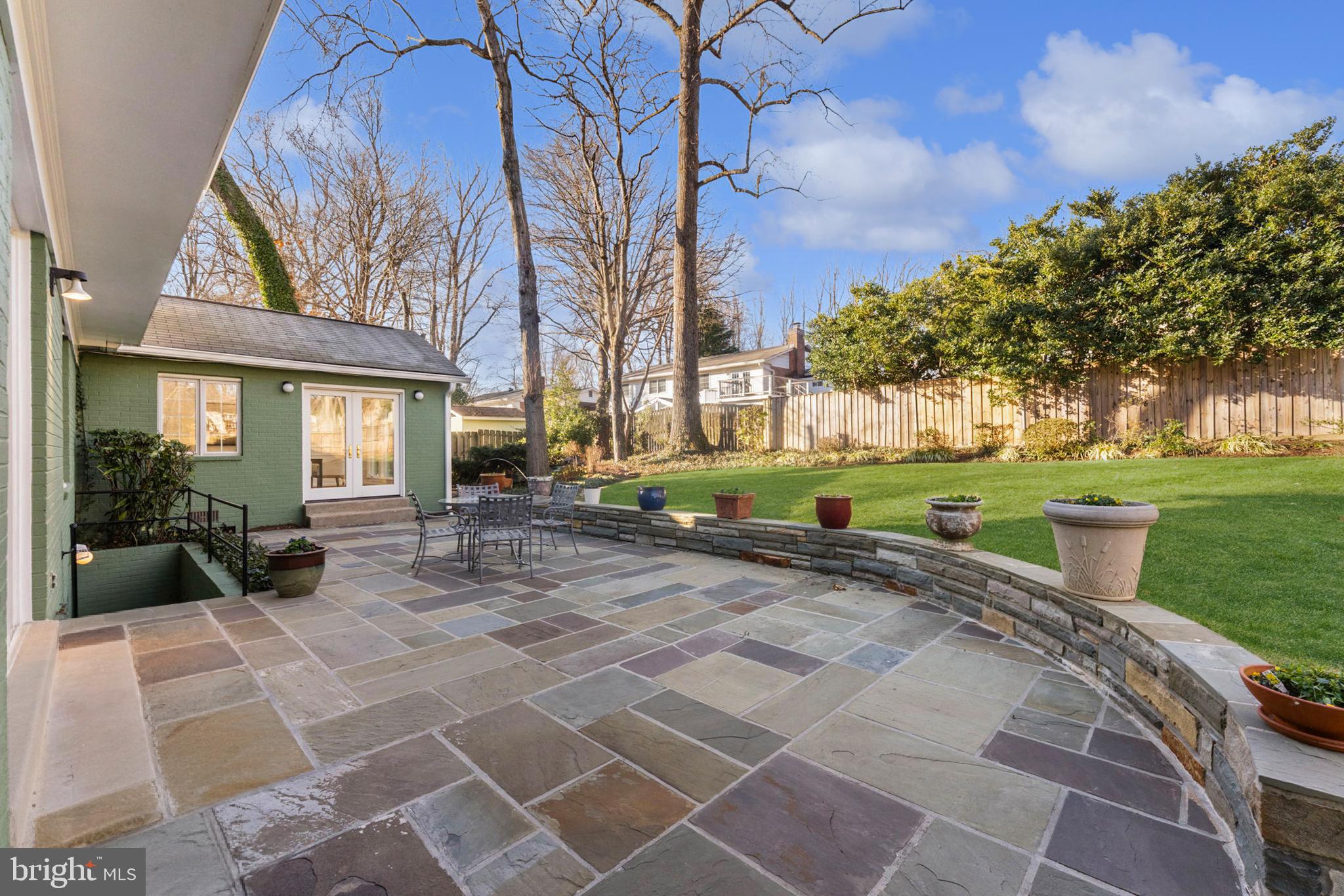 BEECH TREE MANOR - Residential