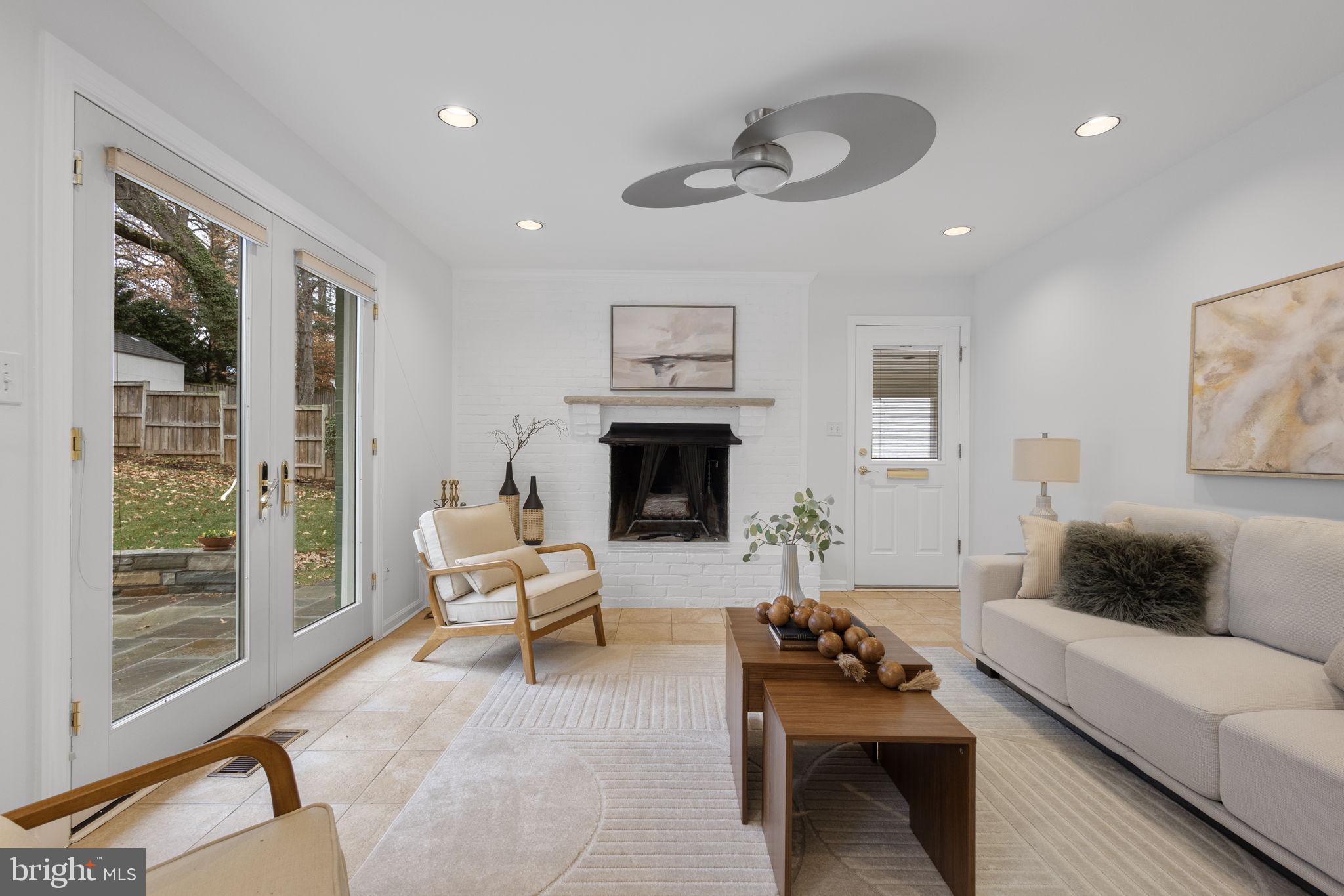 BEECH TREE MANOR - Residential