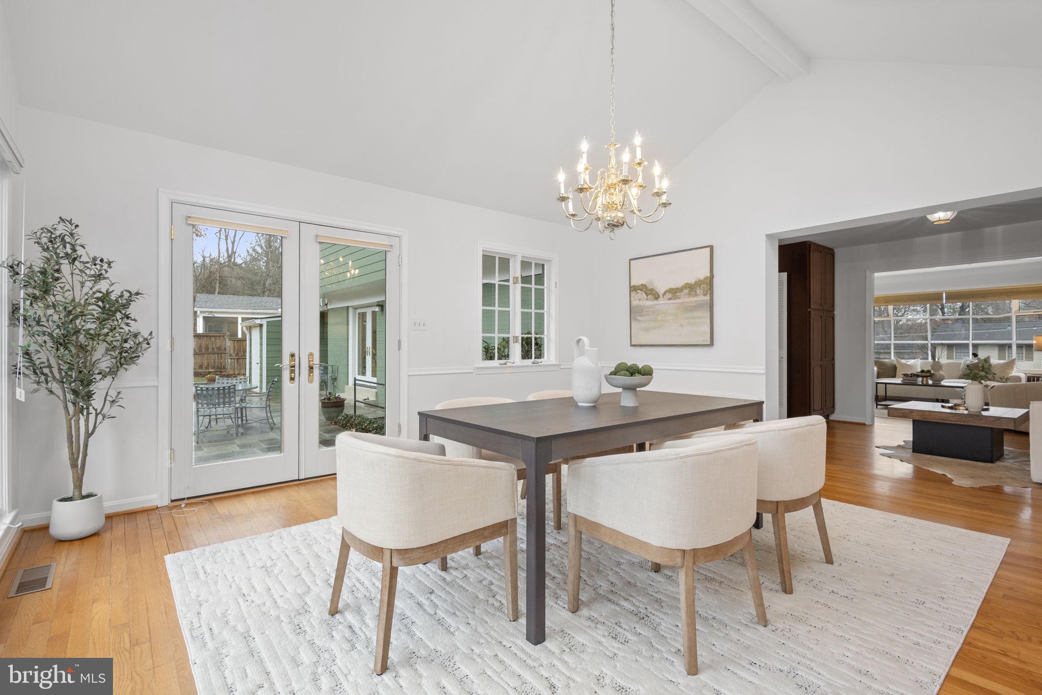 BEECH TREE MANOR - Residential