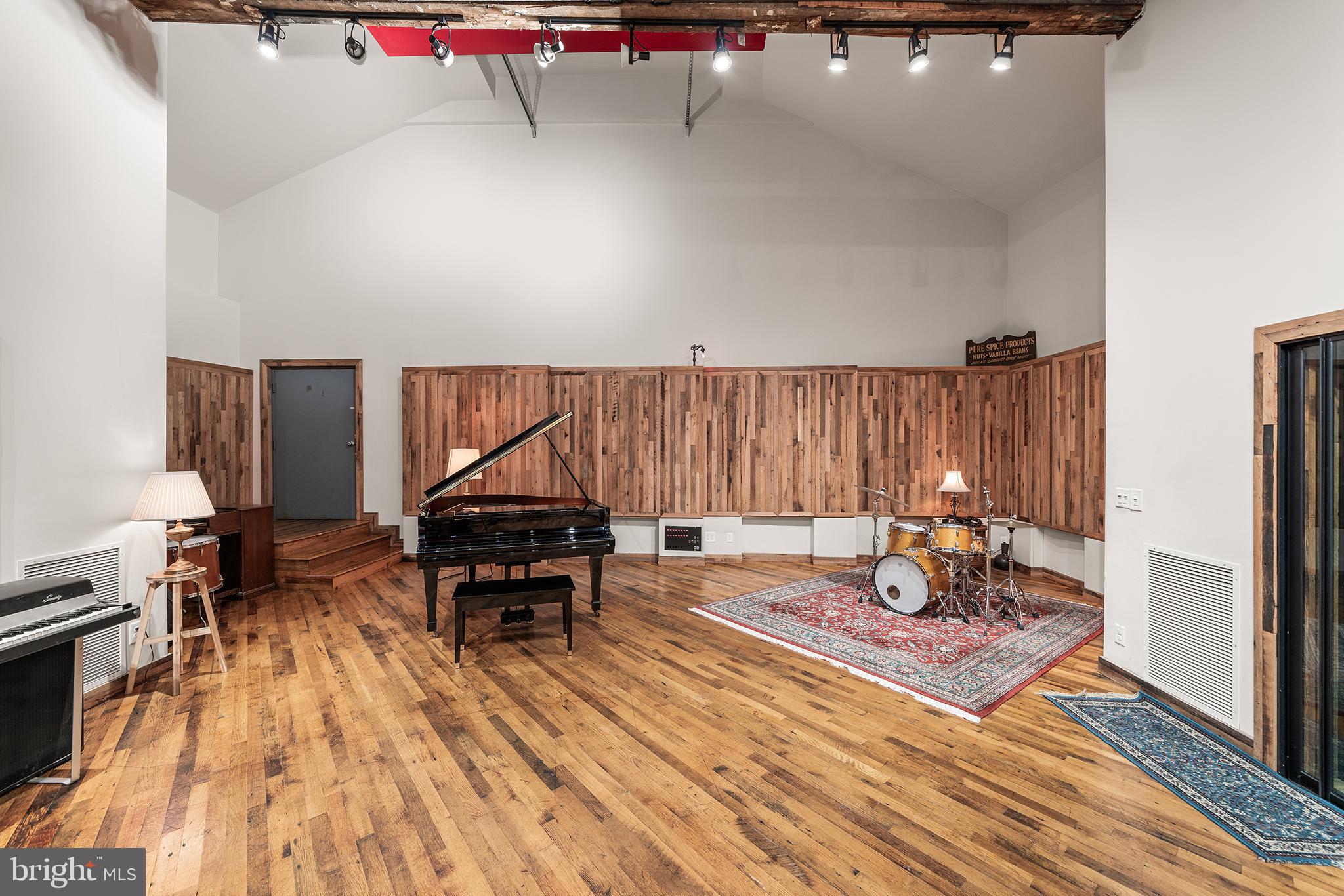 FISHTOWN - Residential