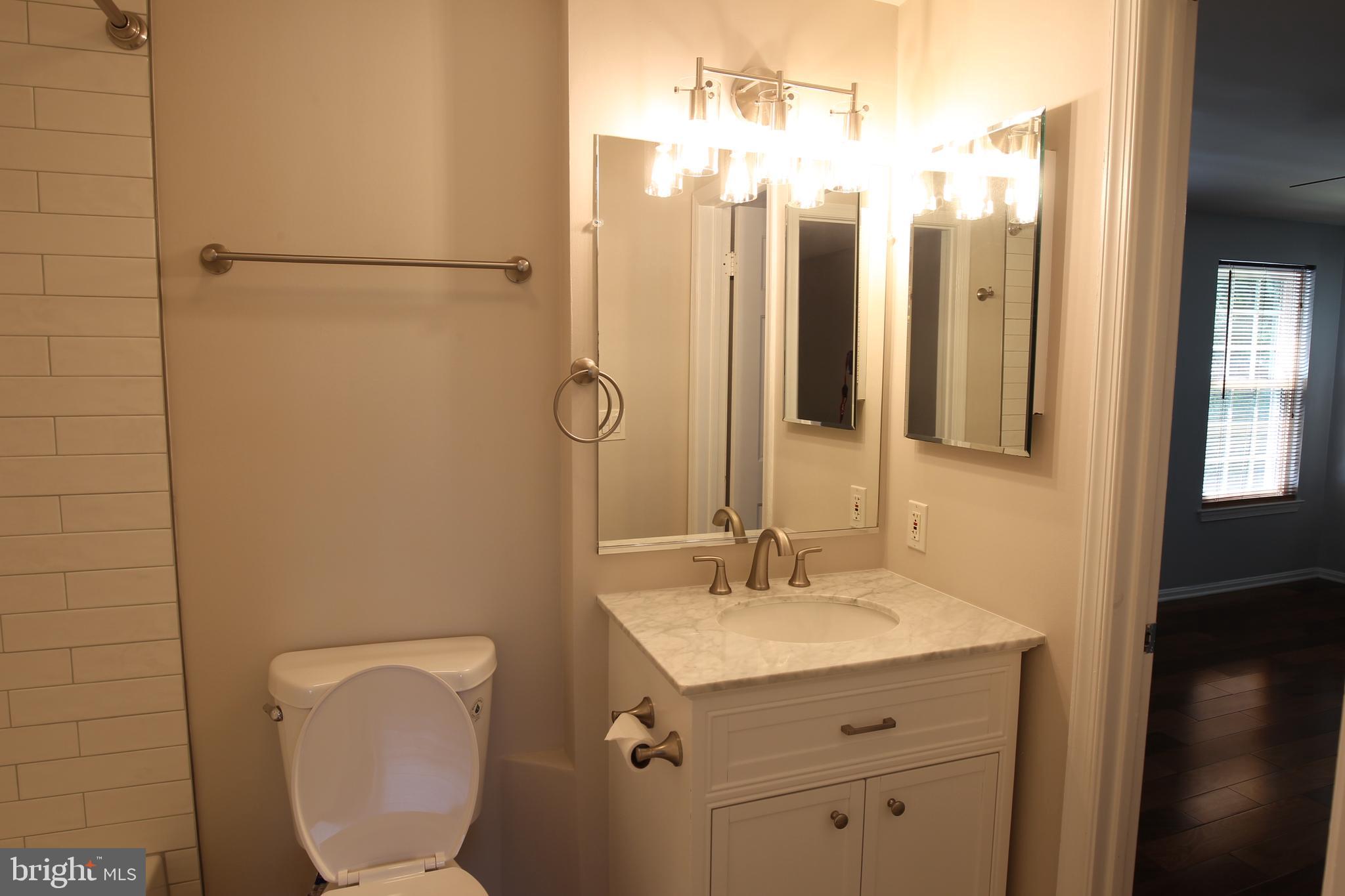 OAK SPRINGS - Residential Lease