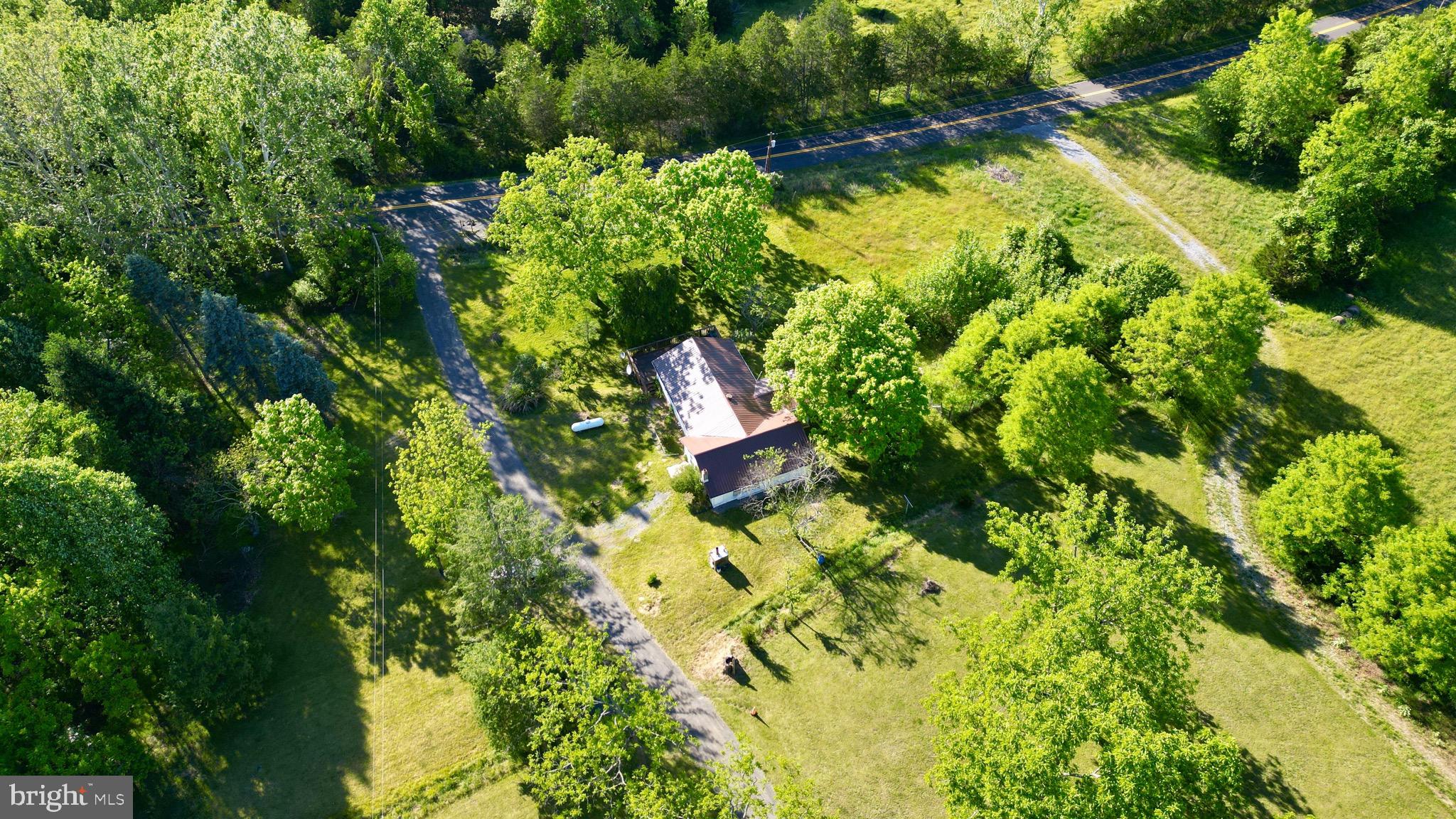 35 BENTWOOD DRIVE