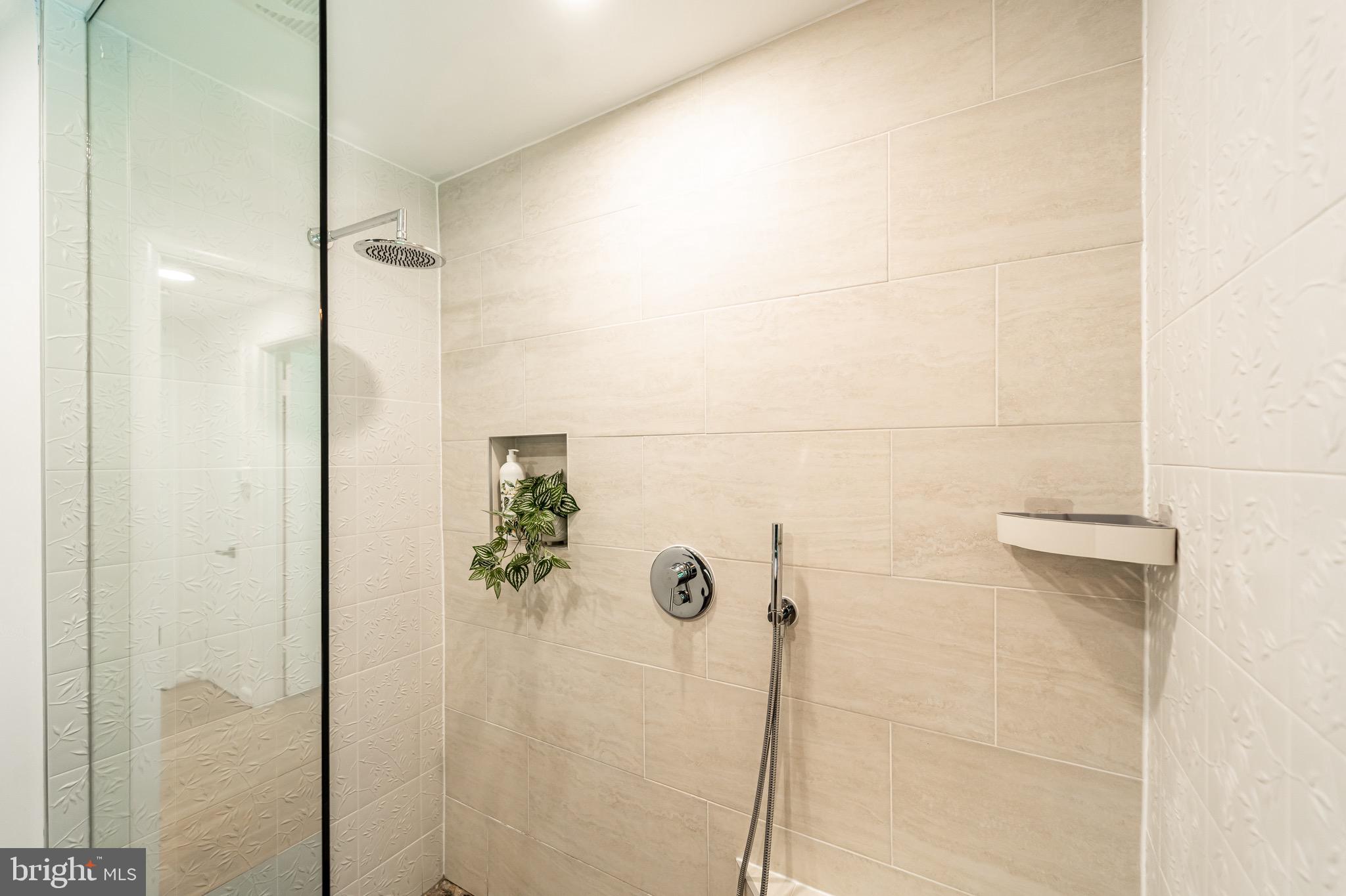 WESTGATE - Residential