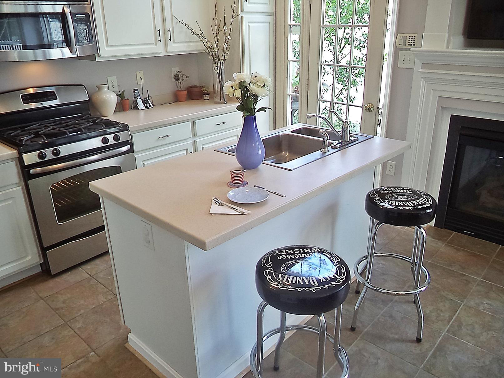 LAKELANDS - Residential