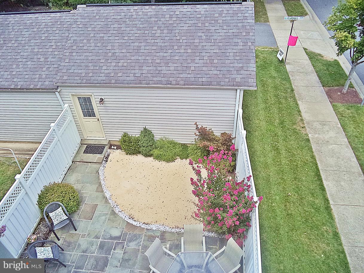 LAKELANDS - Residential