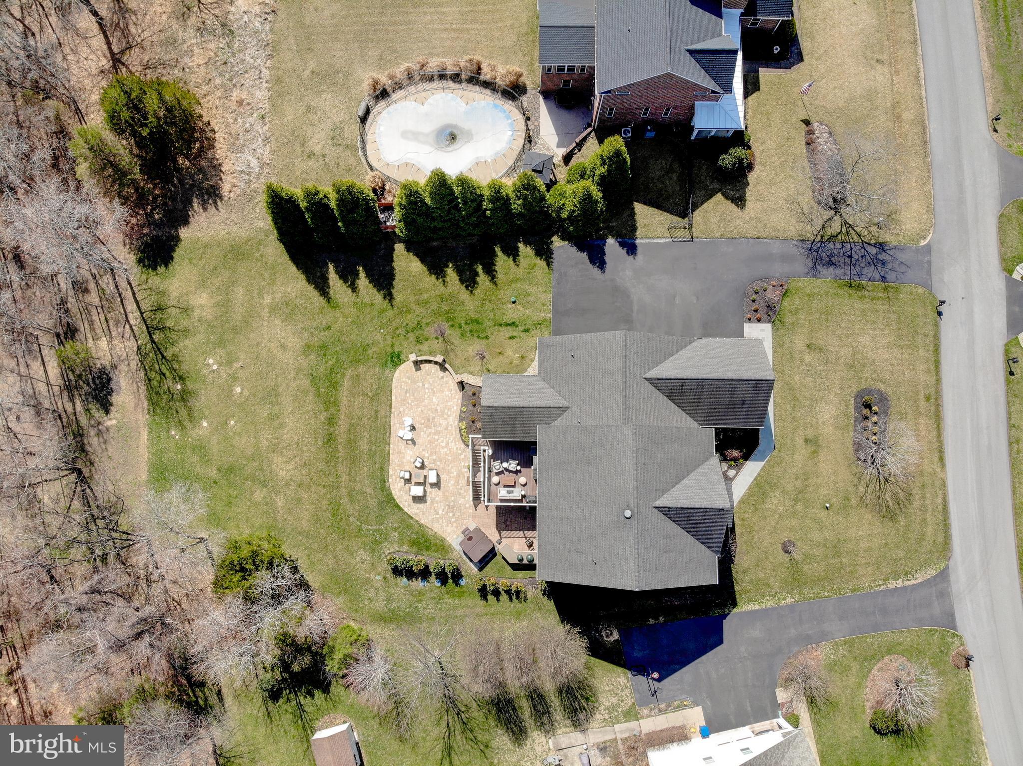 TIMBERNECK - Residential