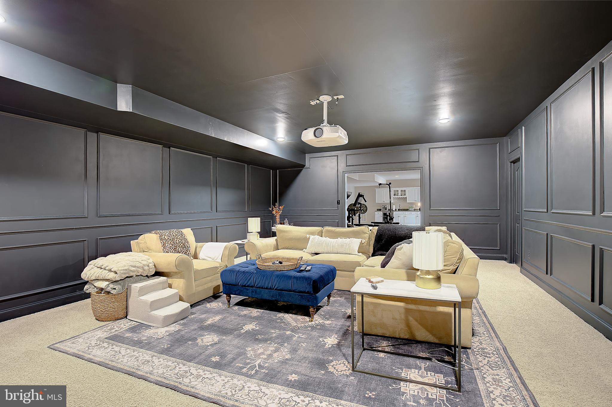 TIMBERNECK - Residential