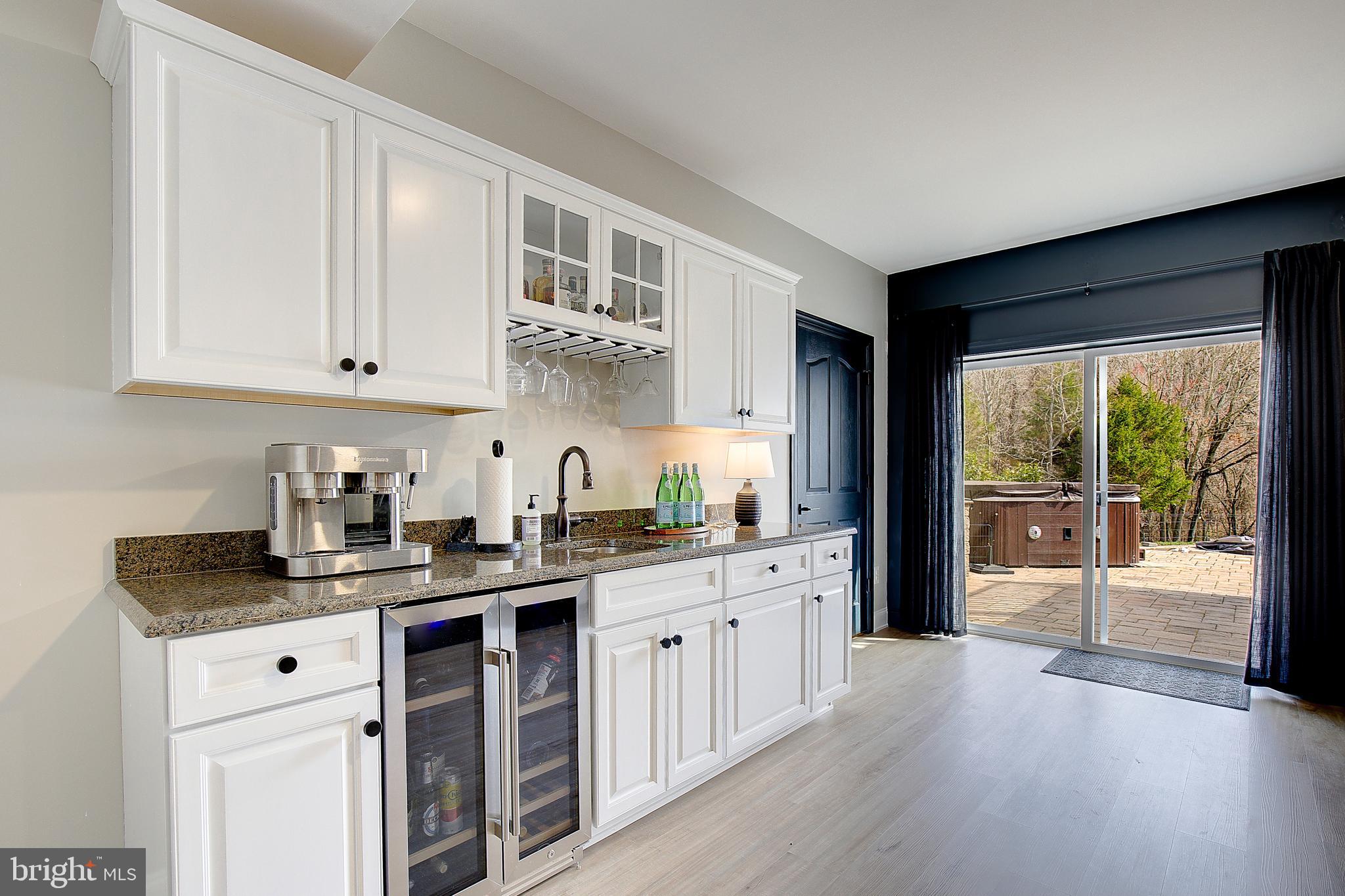 TIMBERNECK - Residential