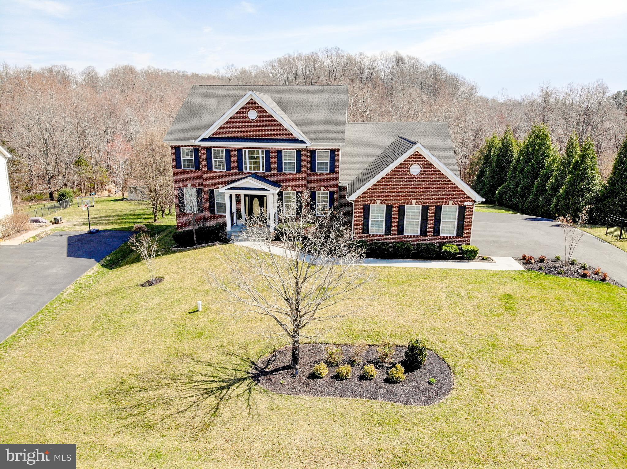 TIMBERNECK - Residential