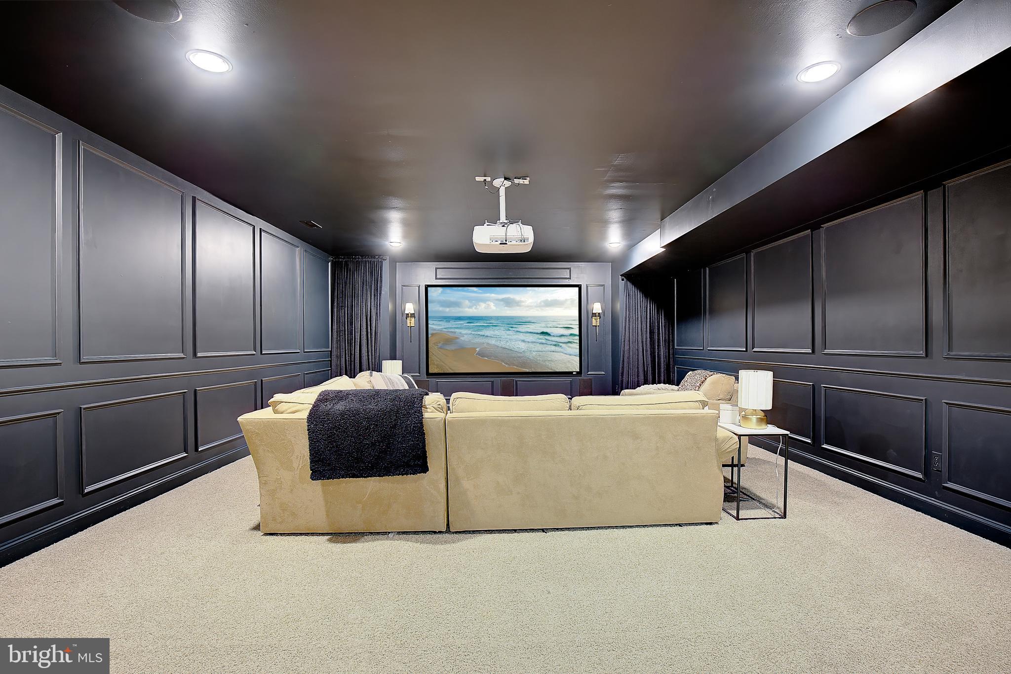 TIMBERNECK - Residential