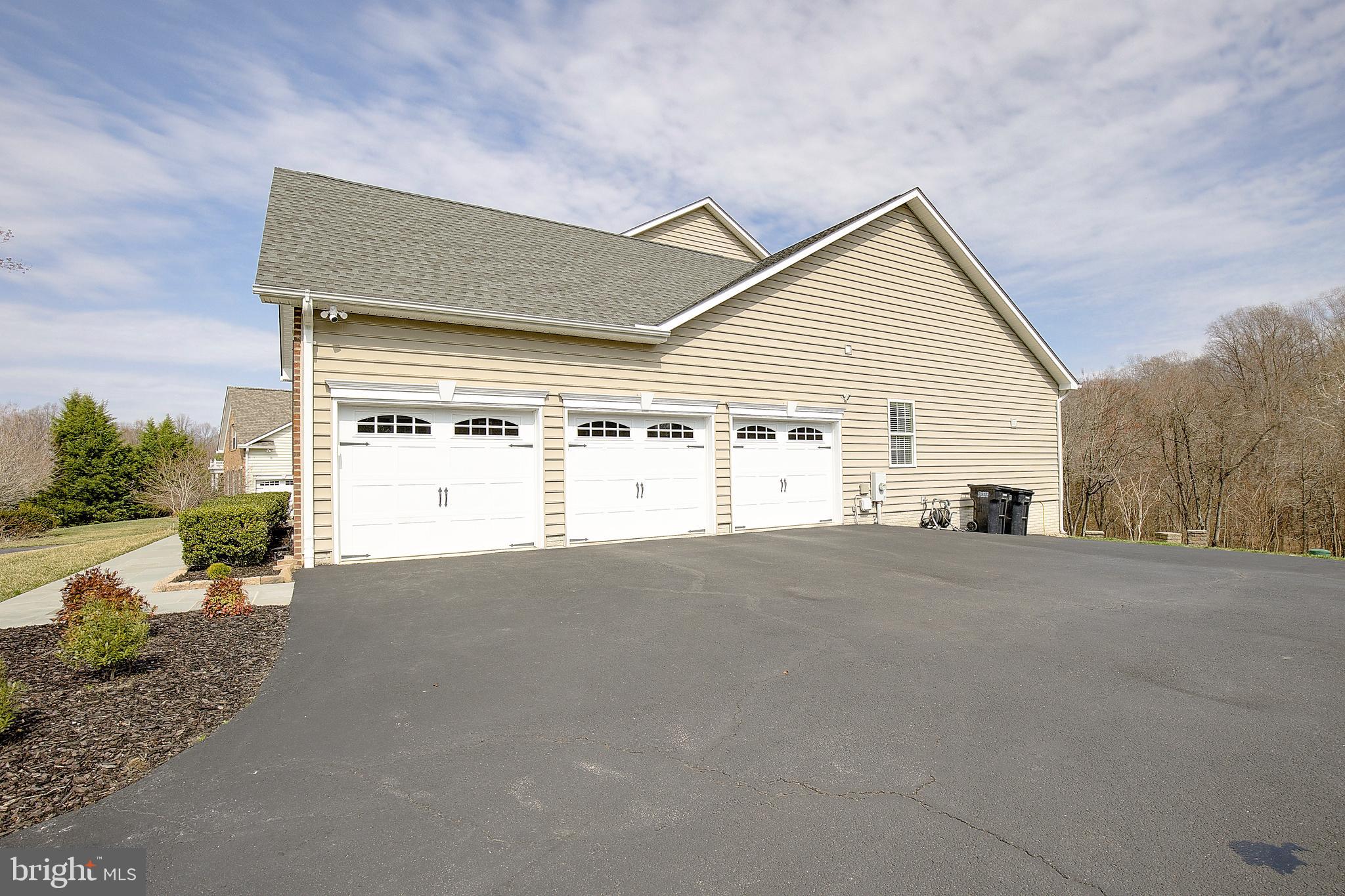 TIMBERNECK - Residential