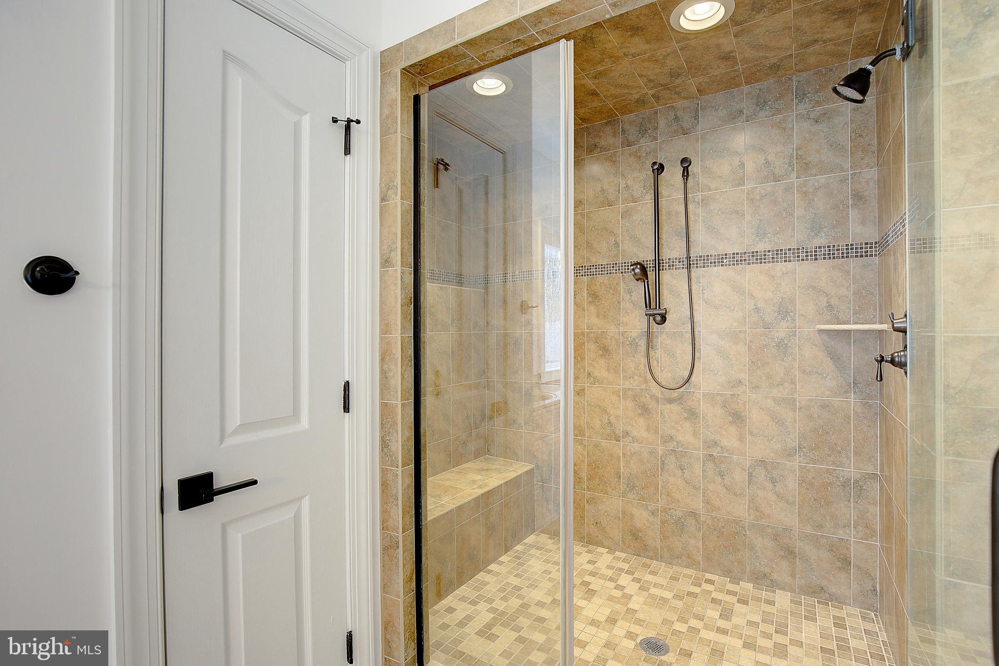 TIMBERNECK - Residential