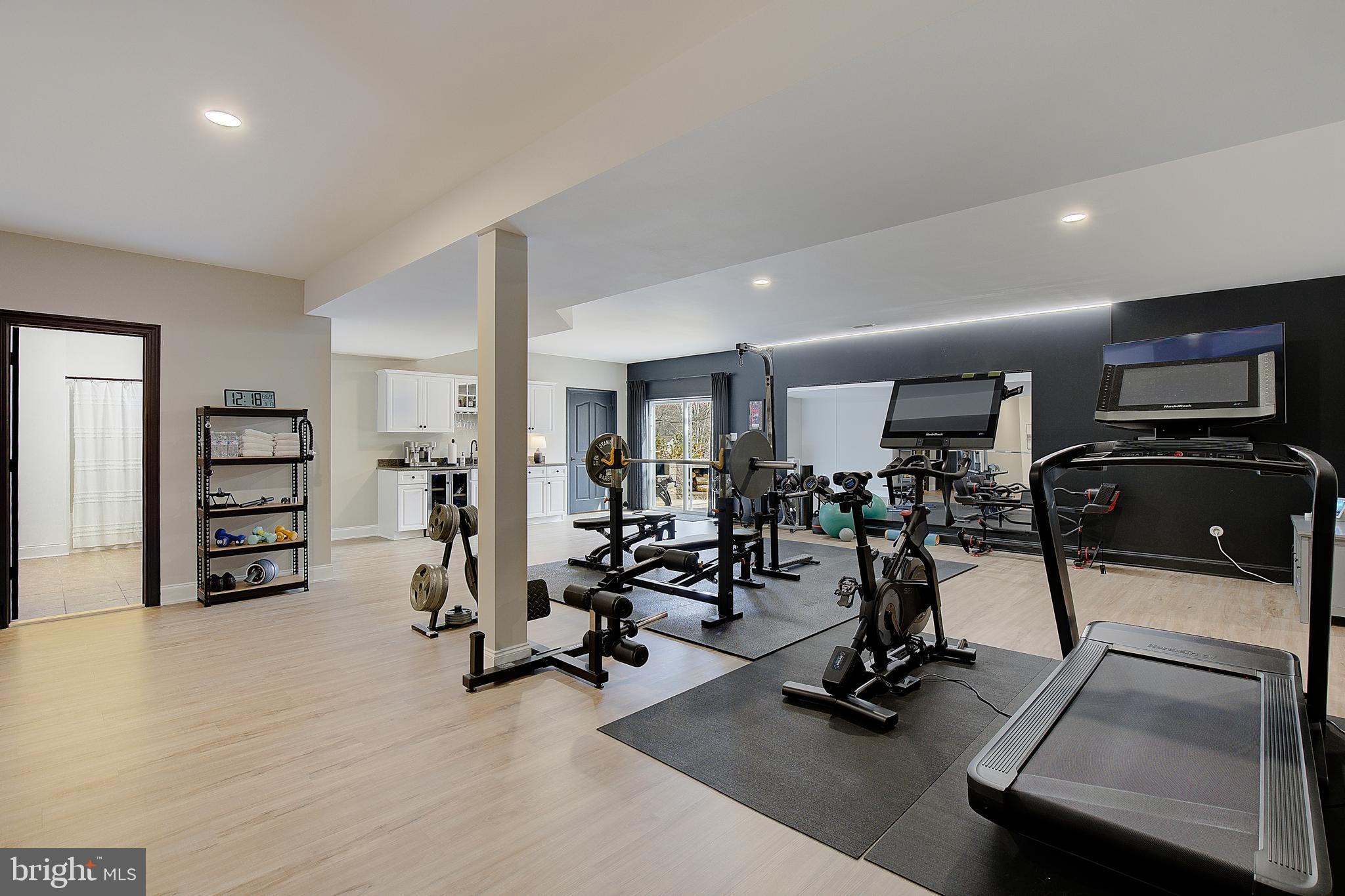 TIMBERNECK - Residential