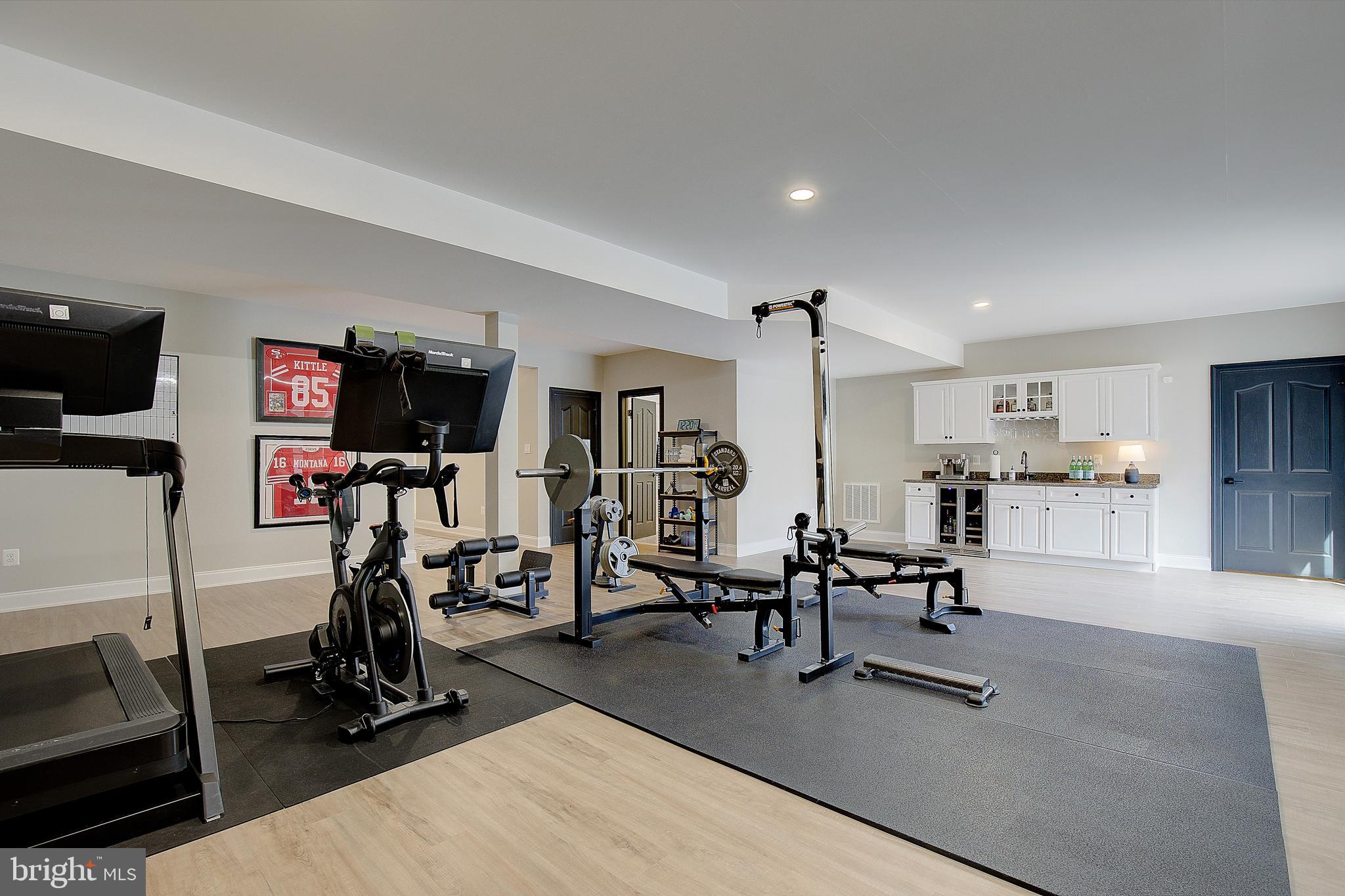 TIMBERNECK - Residential