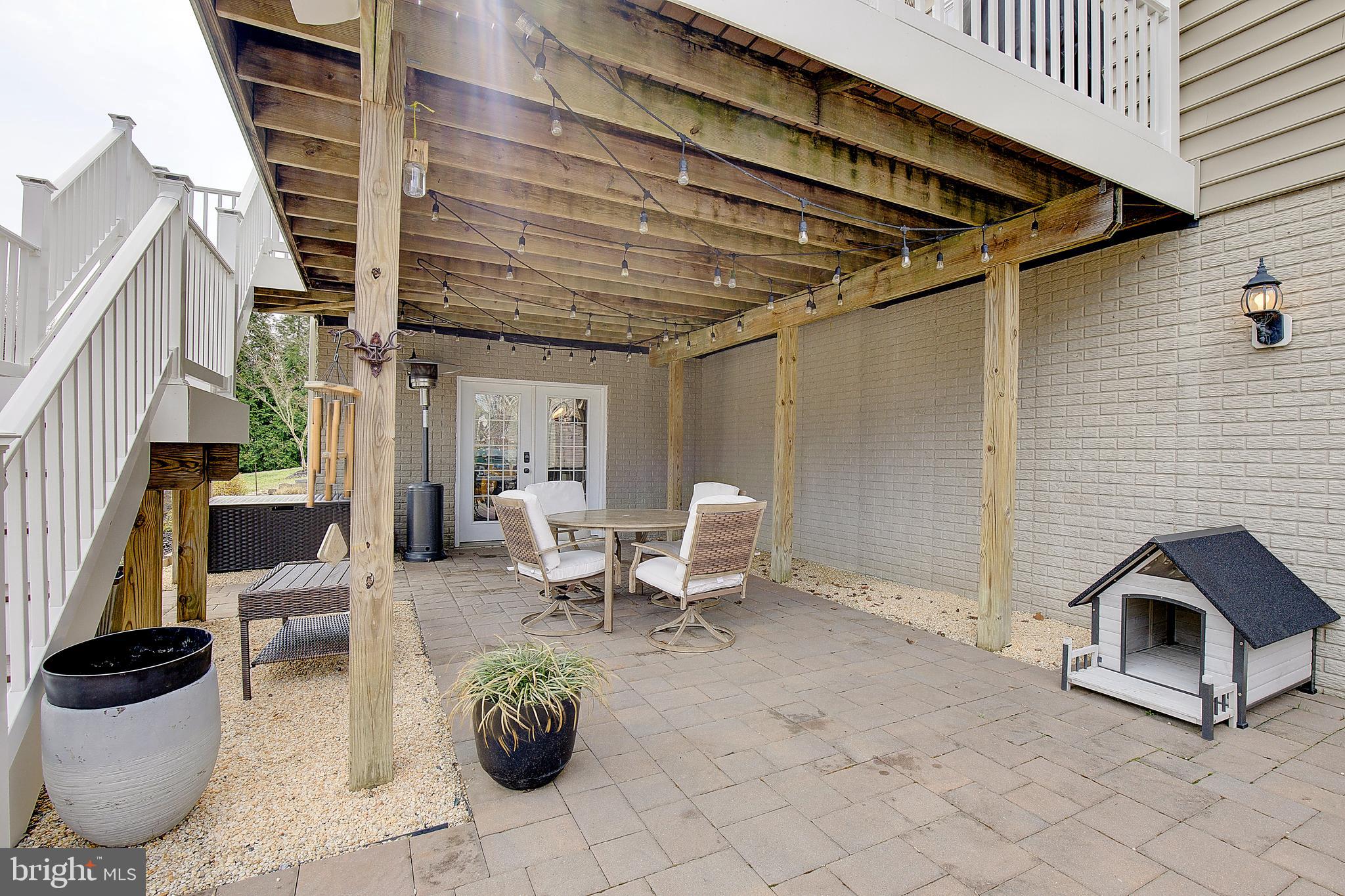 TIMBERNECK - Residential