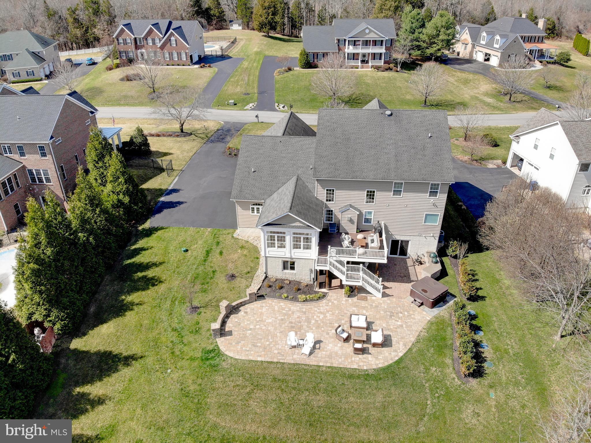 TIMBERNECK - Residential