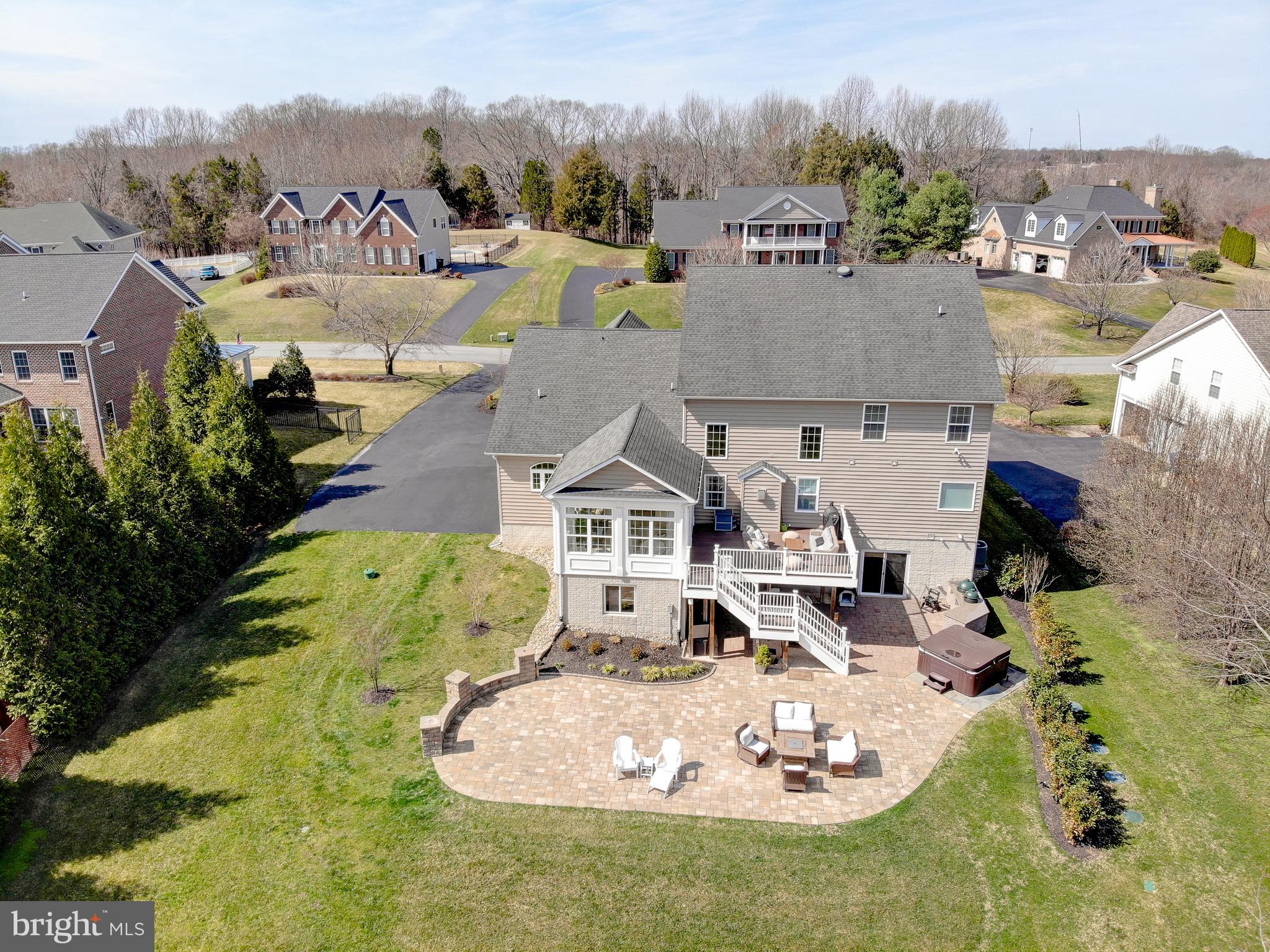 TIMBERNECK - Residential