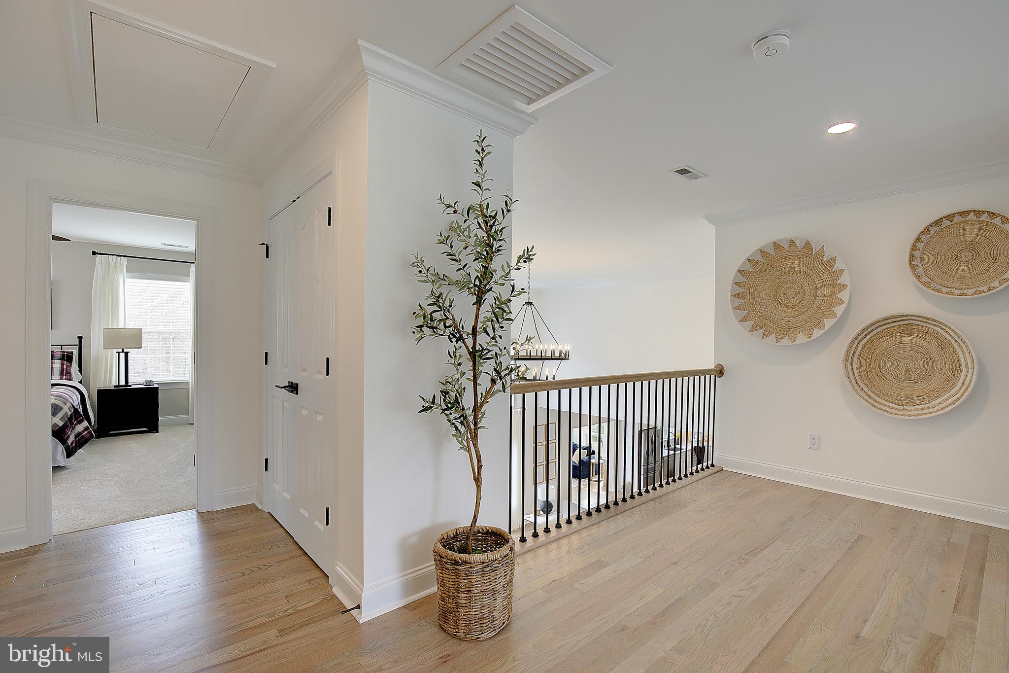 TIMBERNECK - Residential