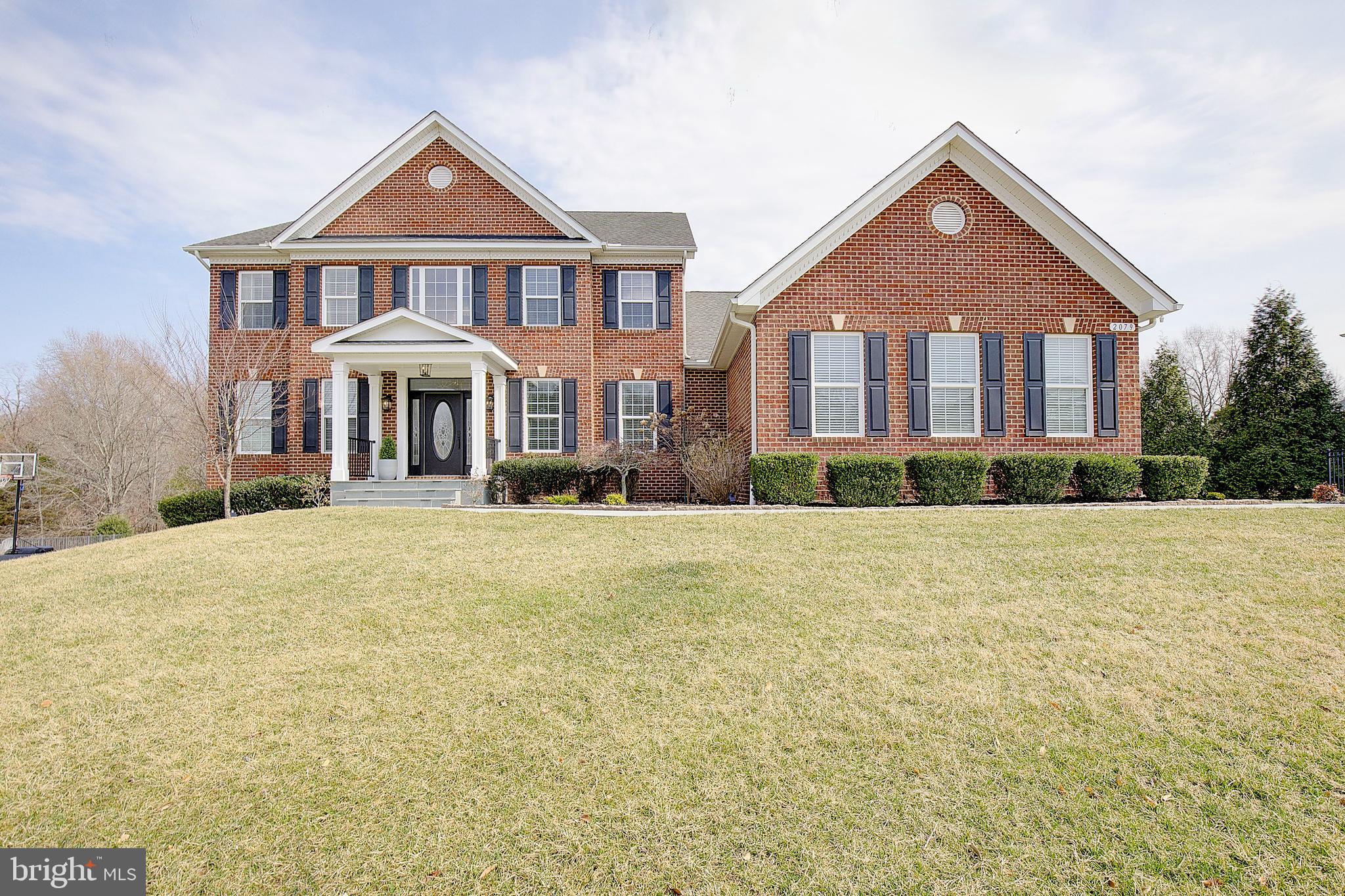 2079 TIMBERNECK DRIVE