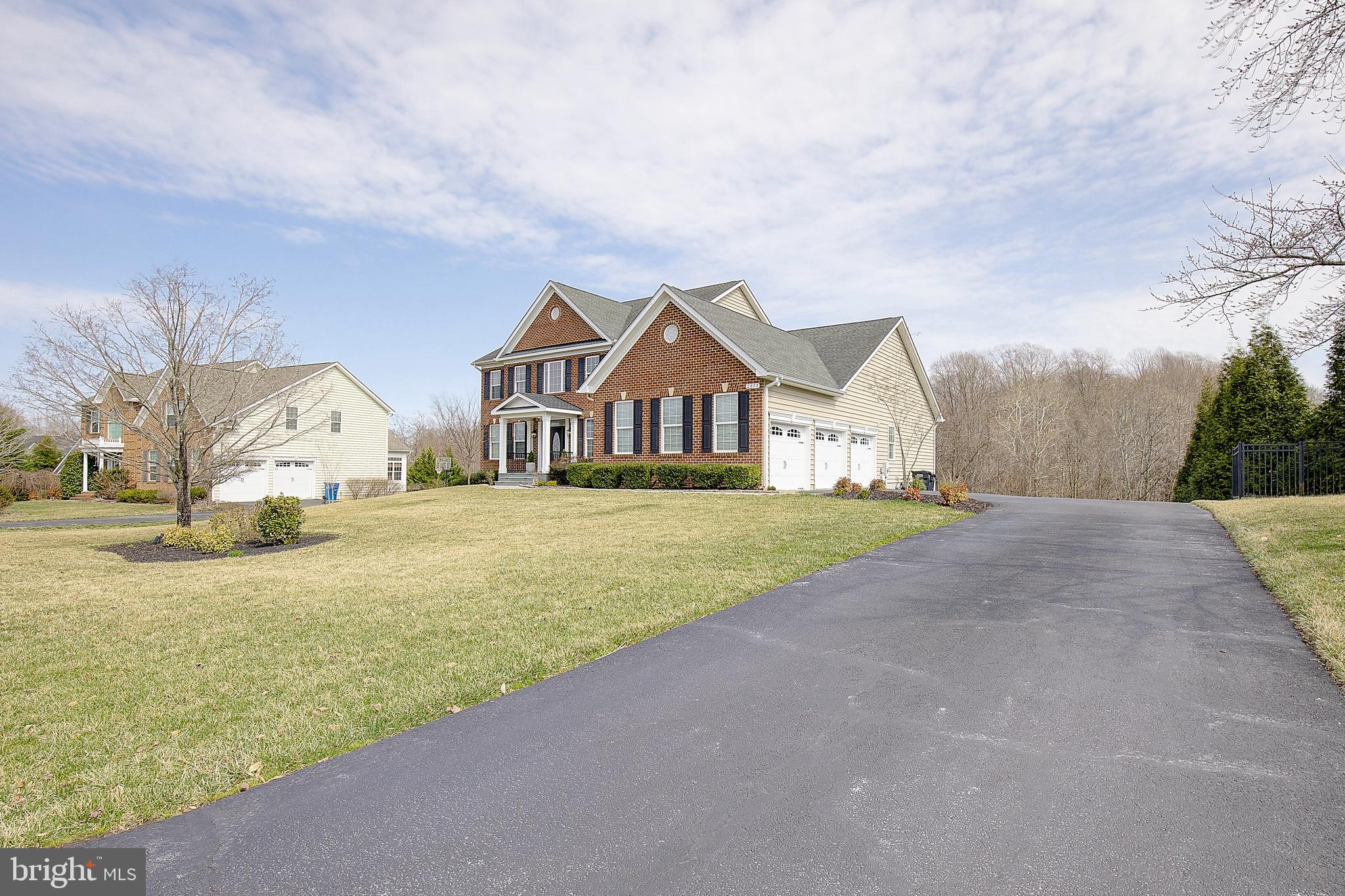 TIMBERNECK - Residential