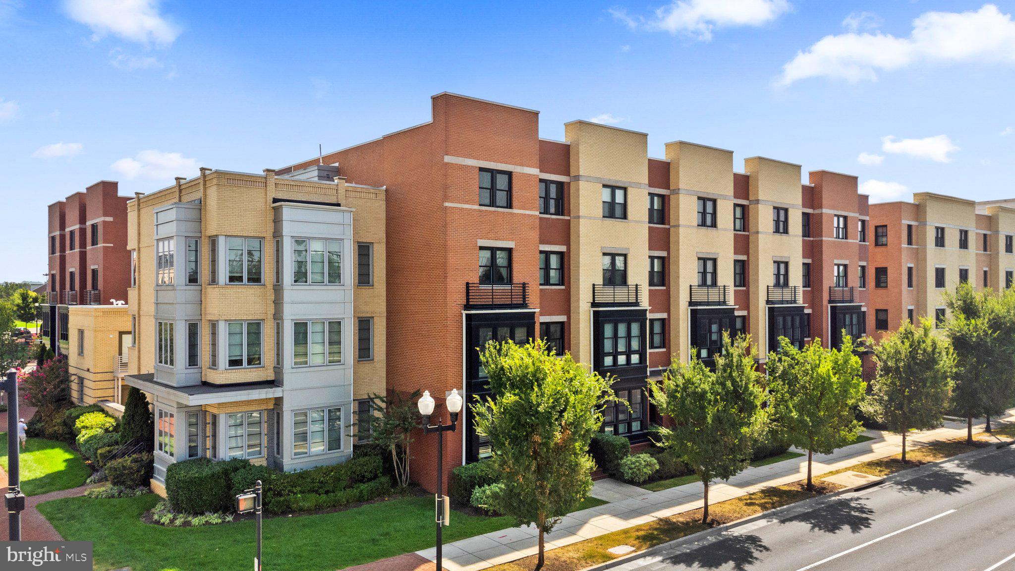 POTOMAC YARD - Residential