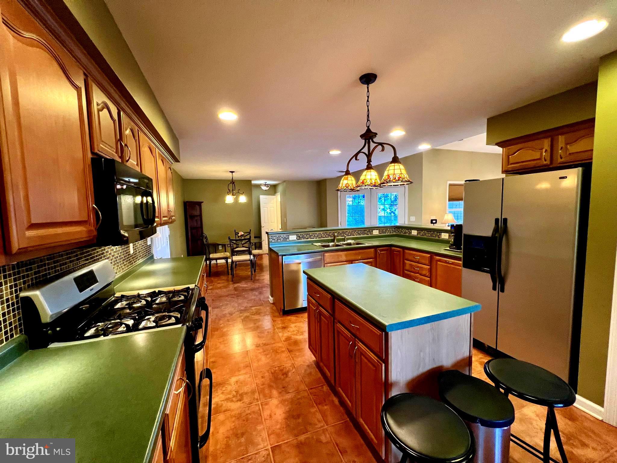 LAKEWOOD - Residential