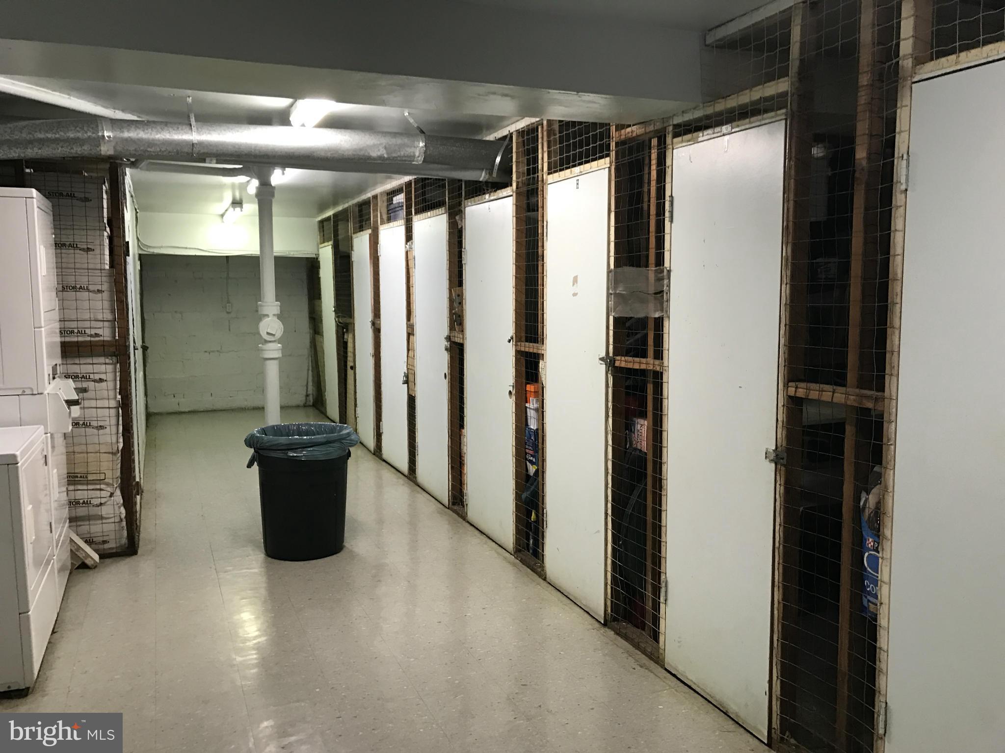 GEORGE MASON VILLAGE - Residential Lease