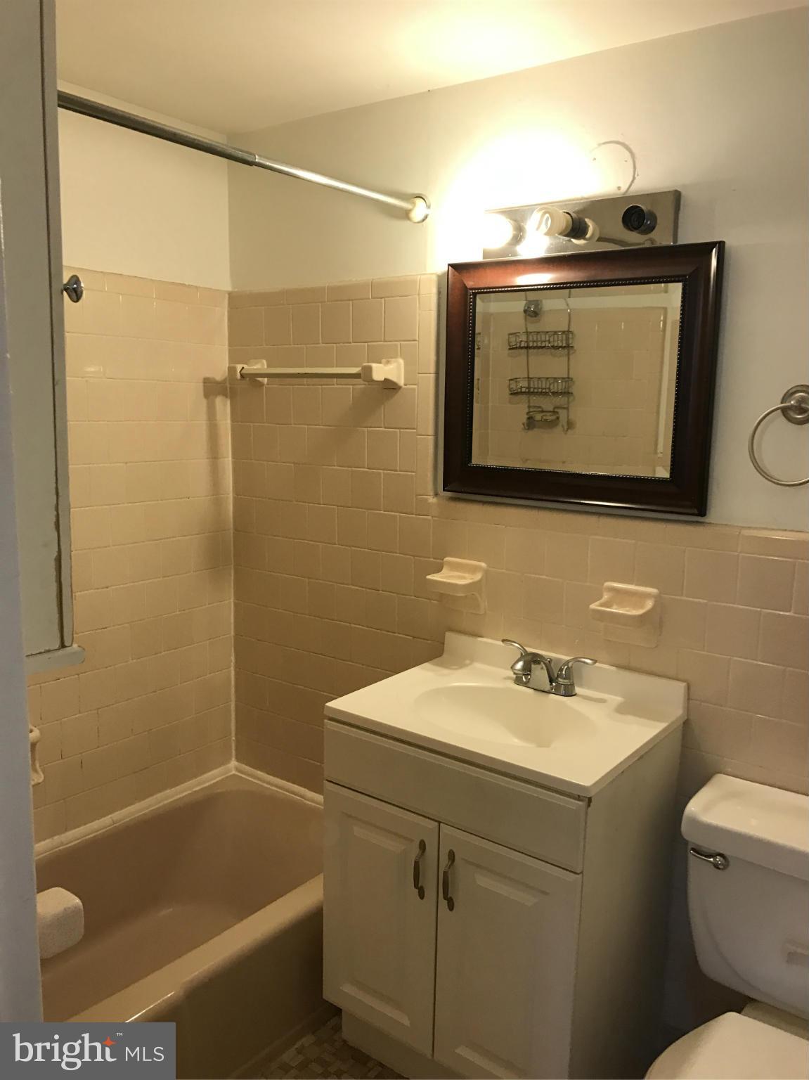 GEORGE MASON VILLAGE - Residential Lease