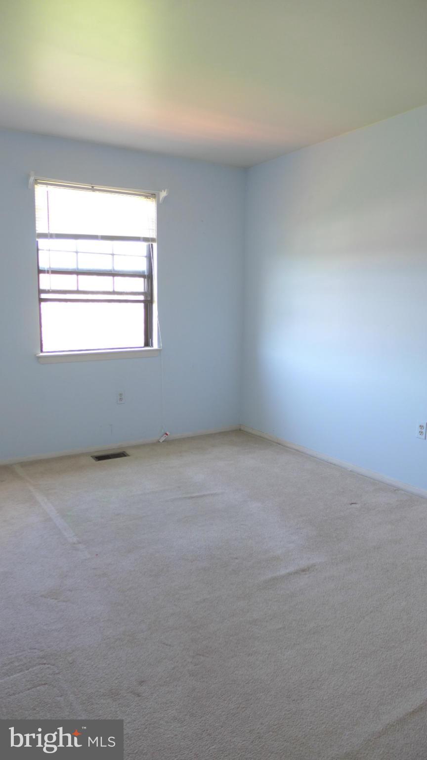 BROADFIELD AT WILTON FARM - Residential Lease