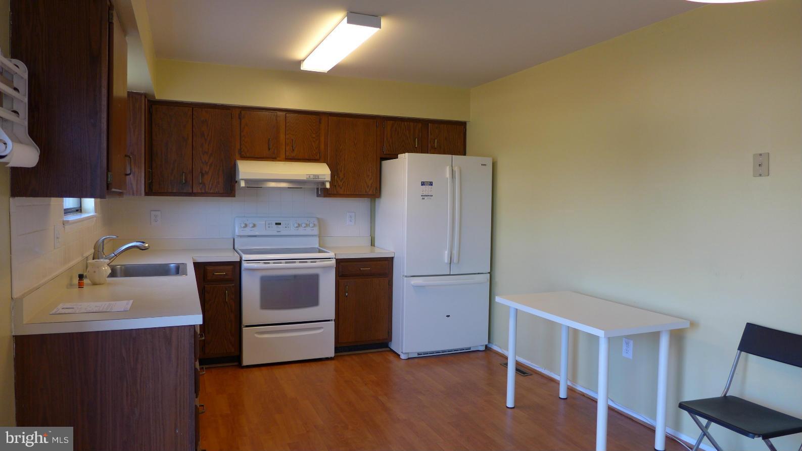 BROADFIELD AT WILTON FARM - Residential Lease