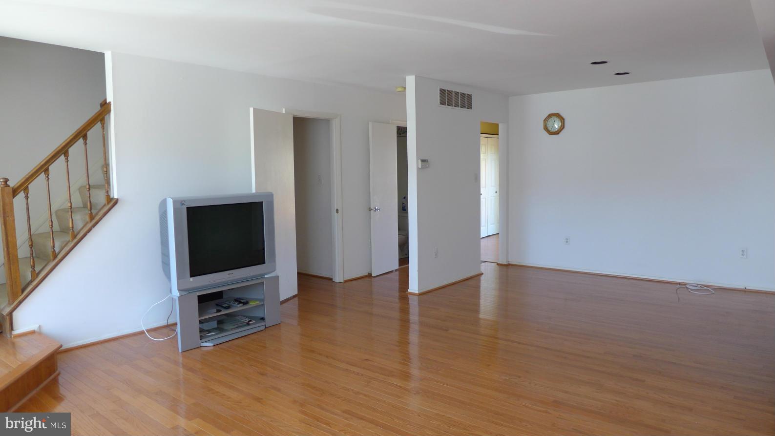 BROADFIELD AT WILTON FARM - Residential Lease