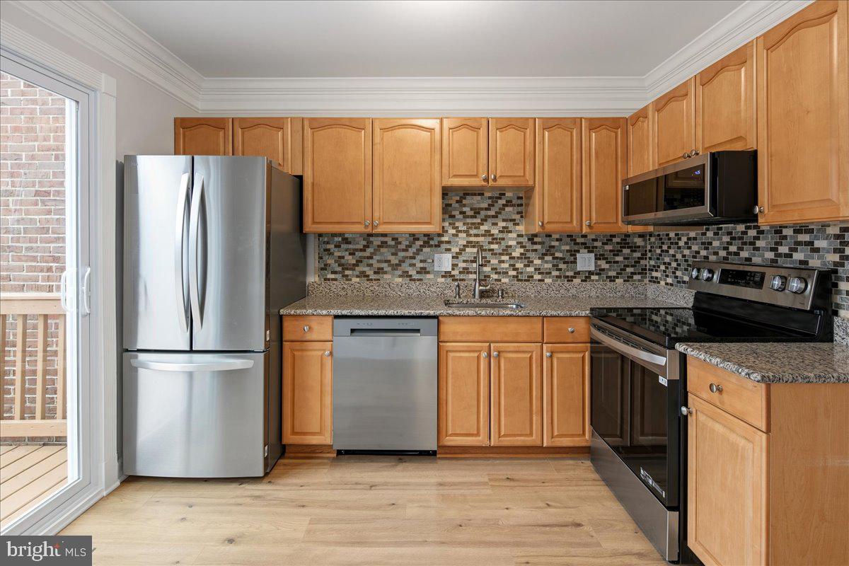 CAVALIER PARK - Residential