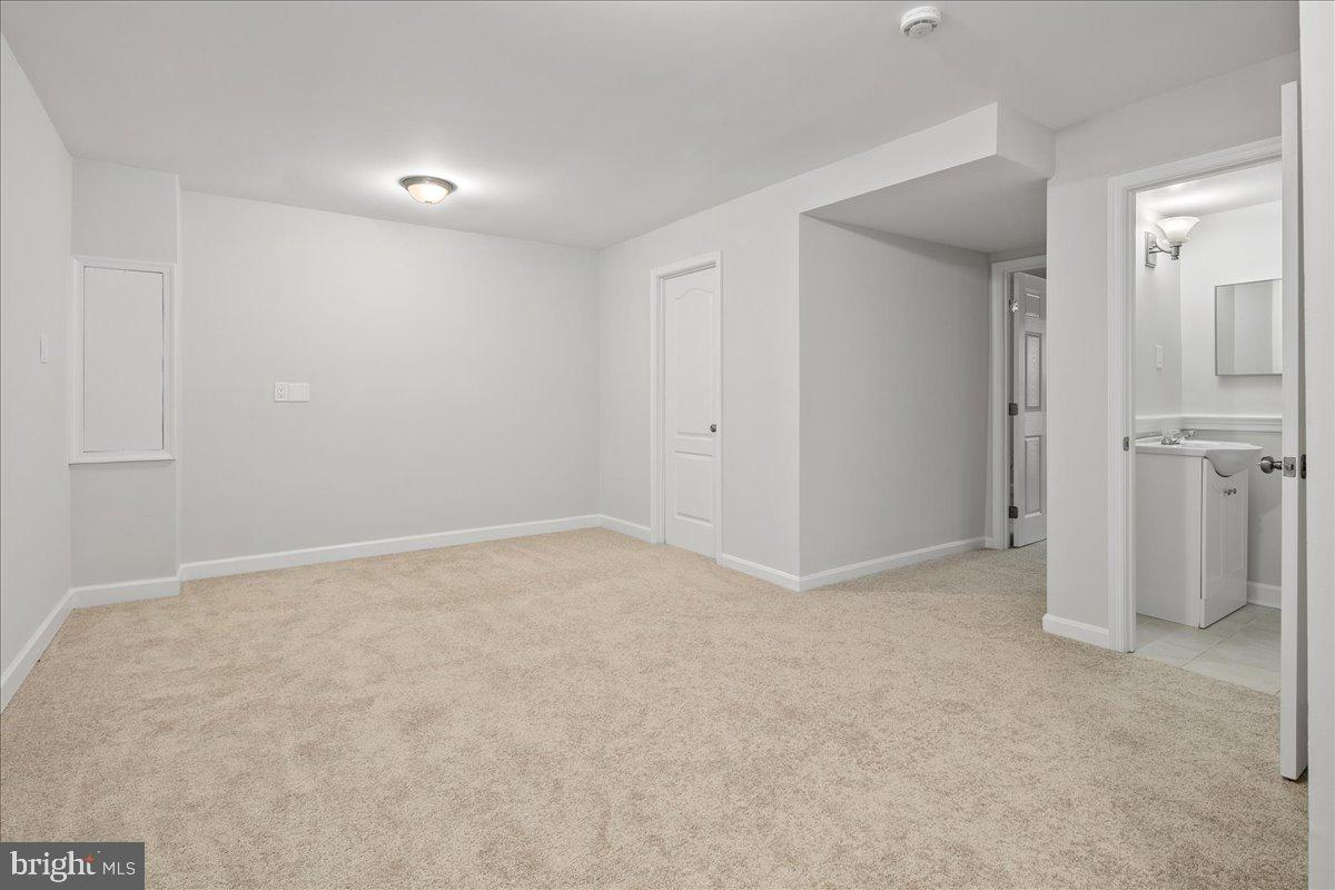 CAVALIER PARK - Residential