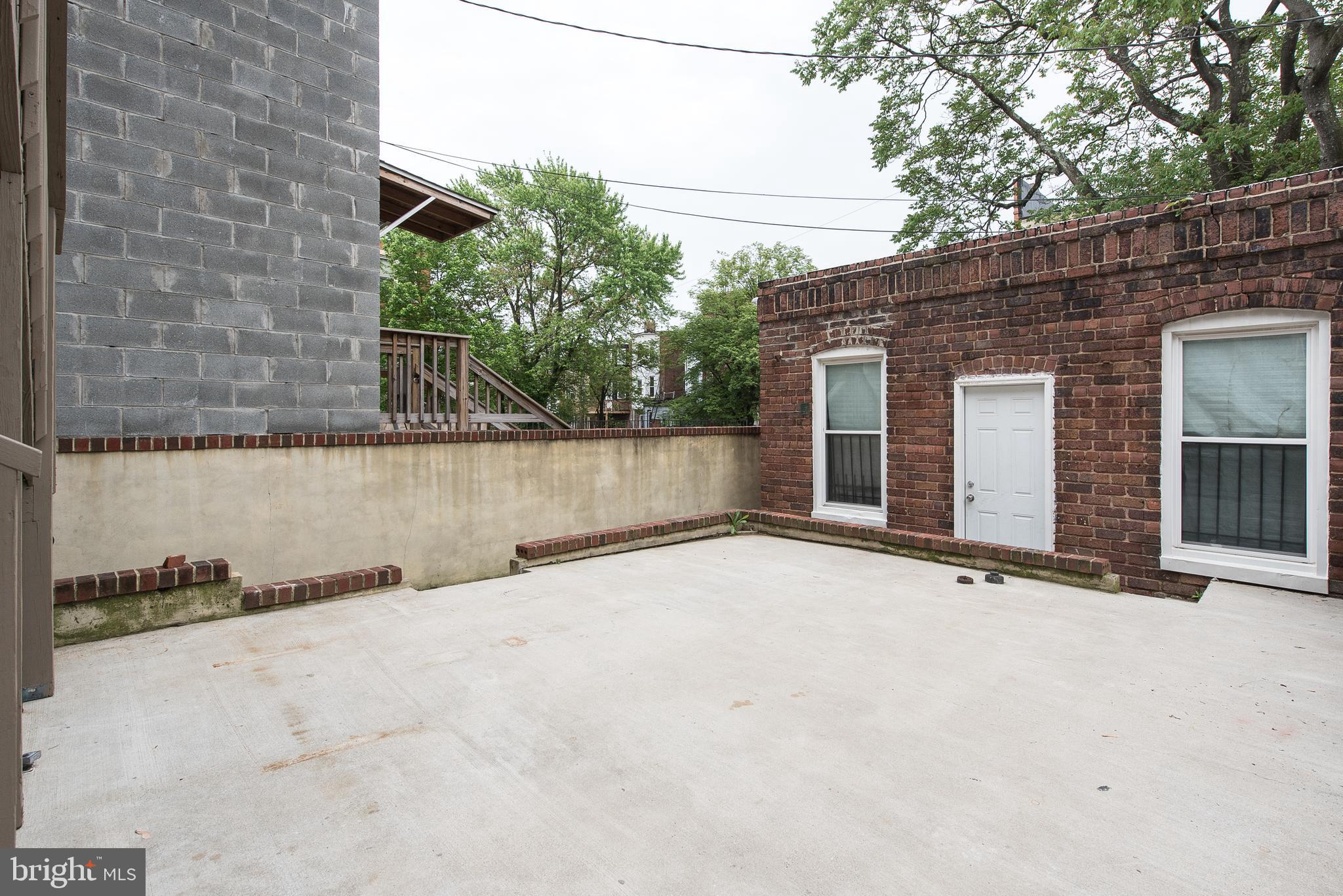 RESERVOIR HILL HISTORIC DISTRICT - Residential Lease