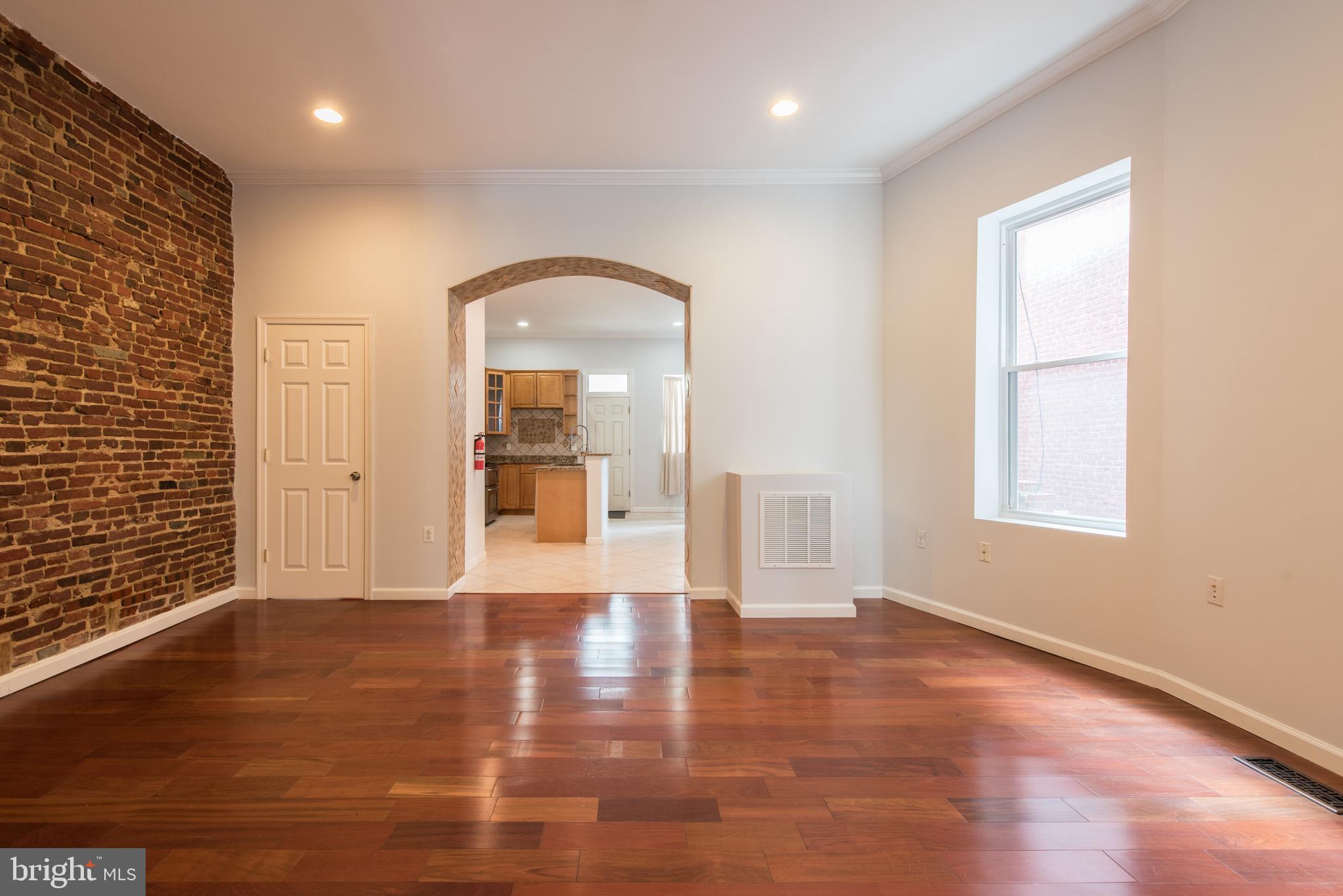 RESERVOIR HILL HISTORIC DISTRICT - Residential Lease