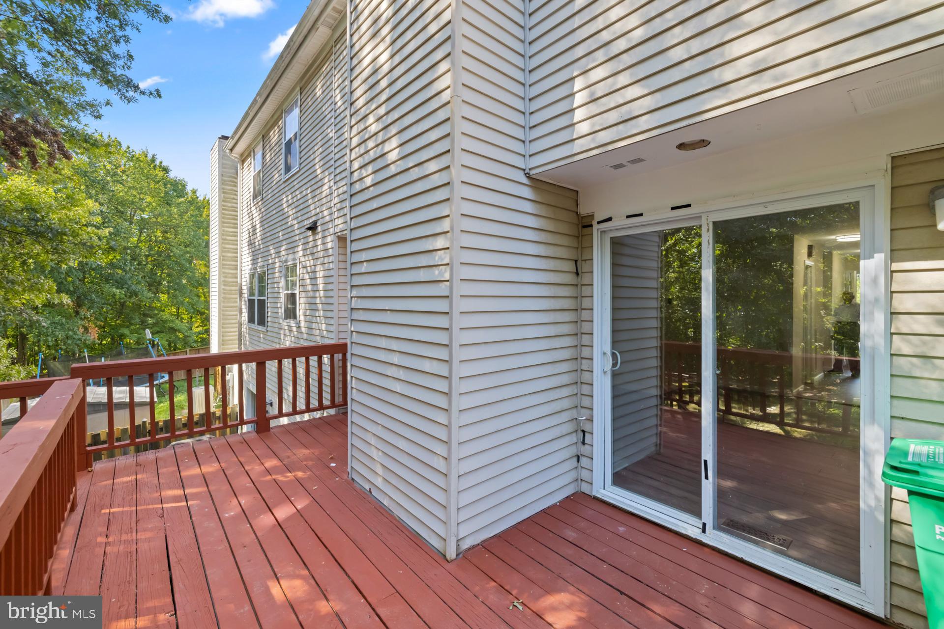 SNOWDEN OAKS - Residential